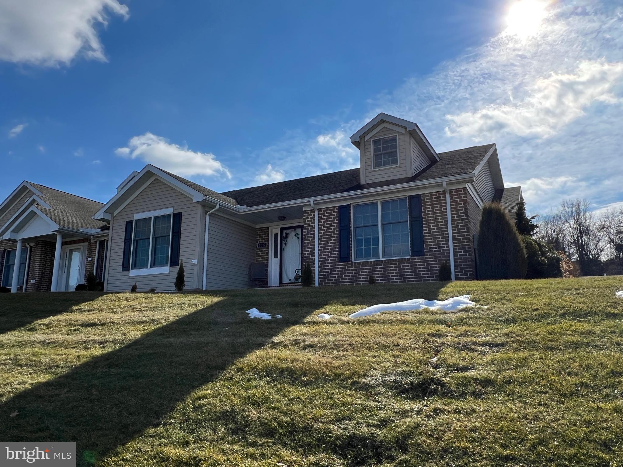 SPRING RIDGE - Residential