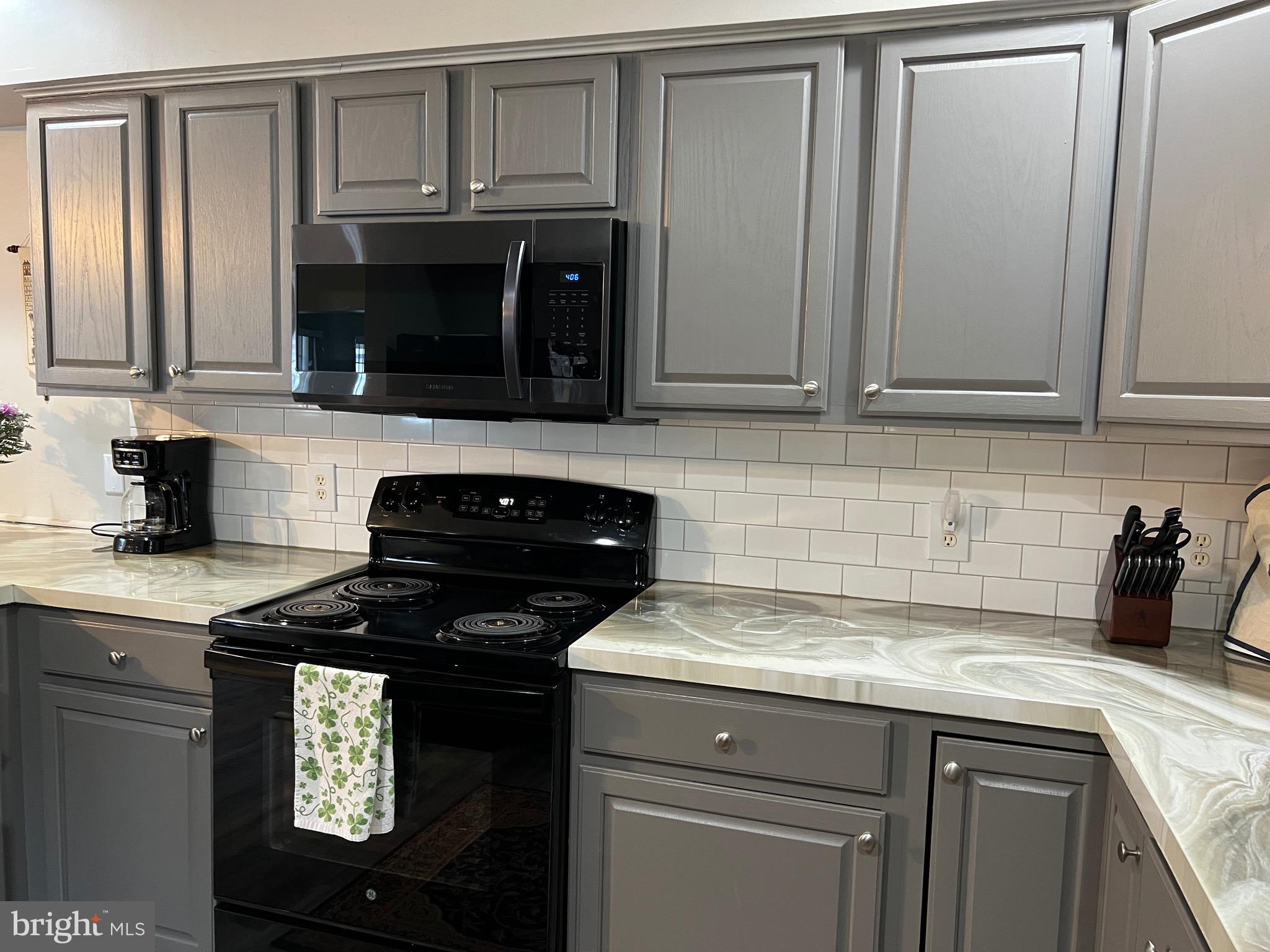 SPRING RIDGE - Residential