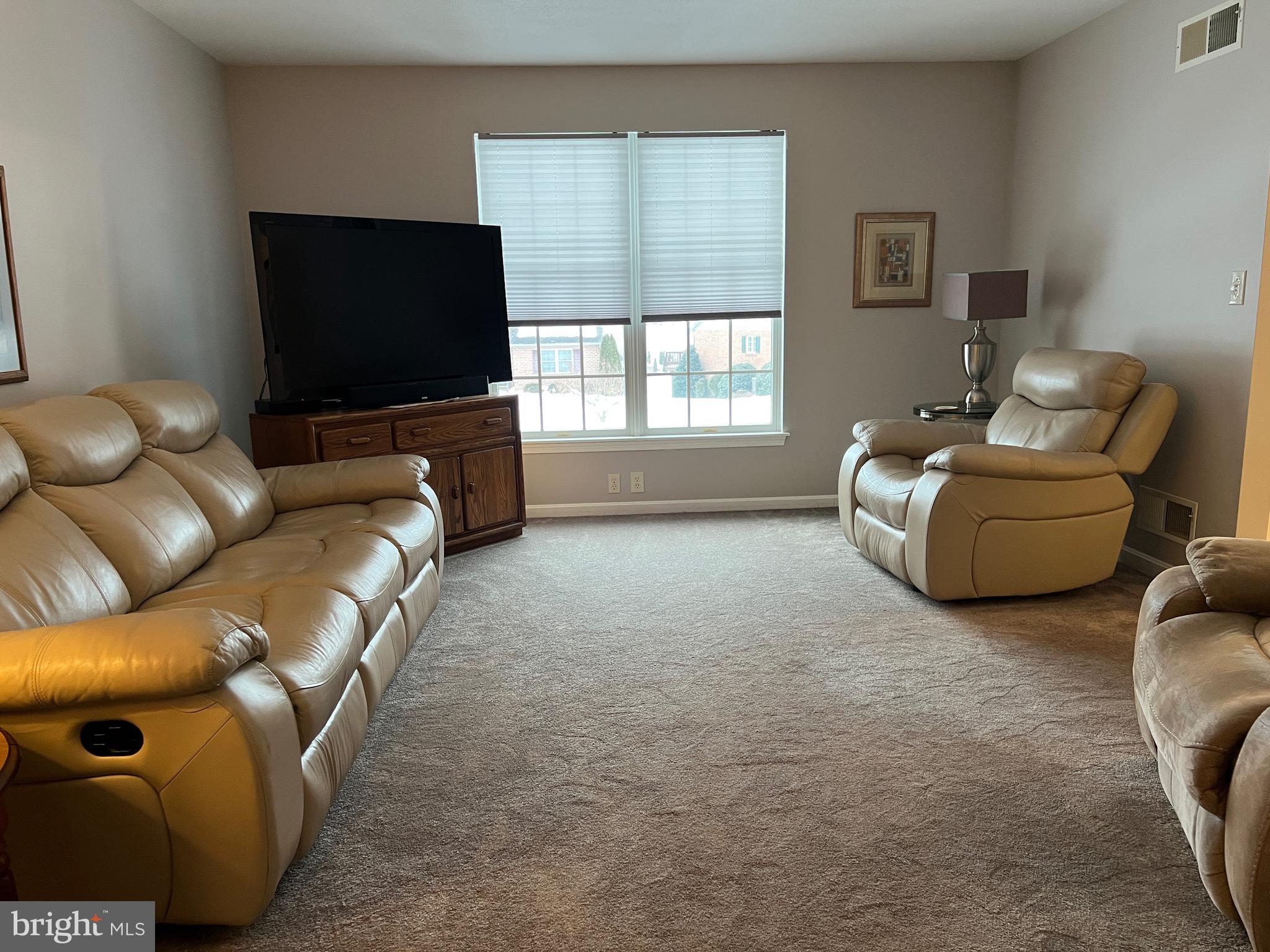 SPRING RIDGE - Residential