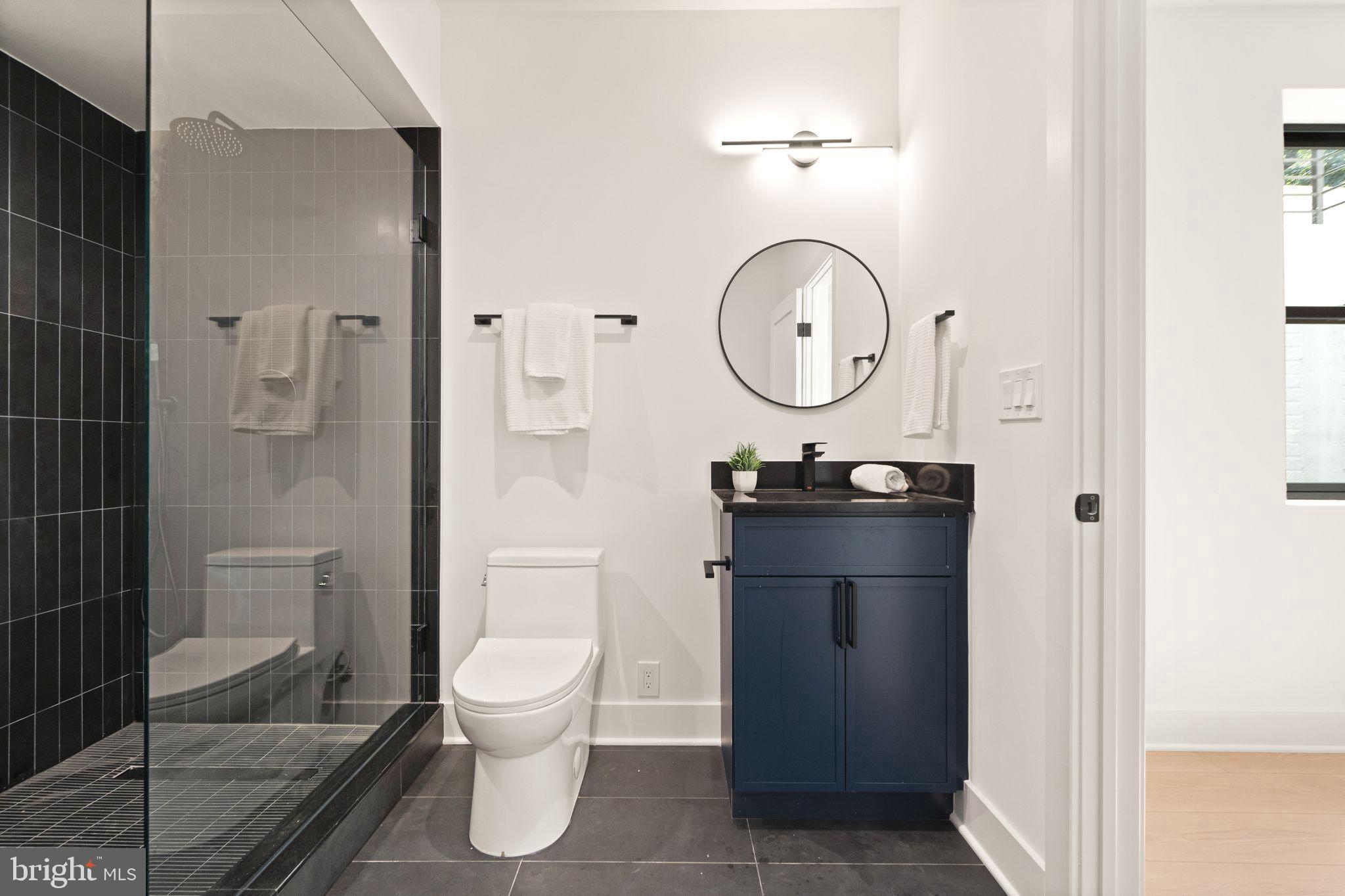 VIENNA WOODS - Residential