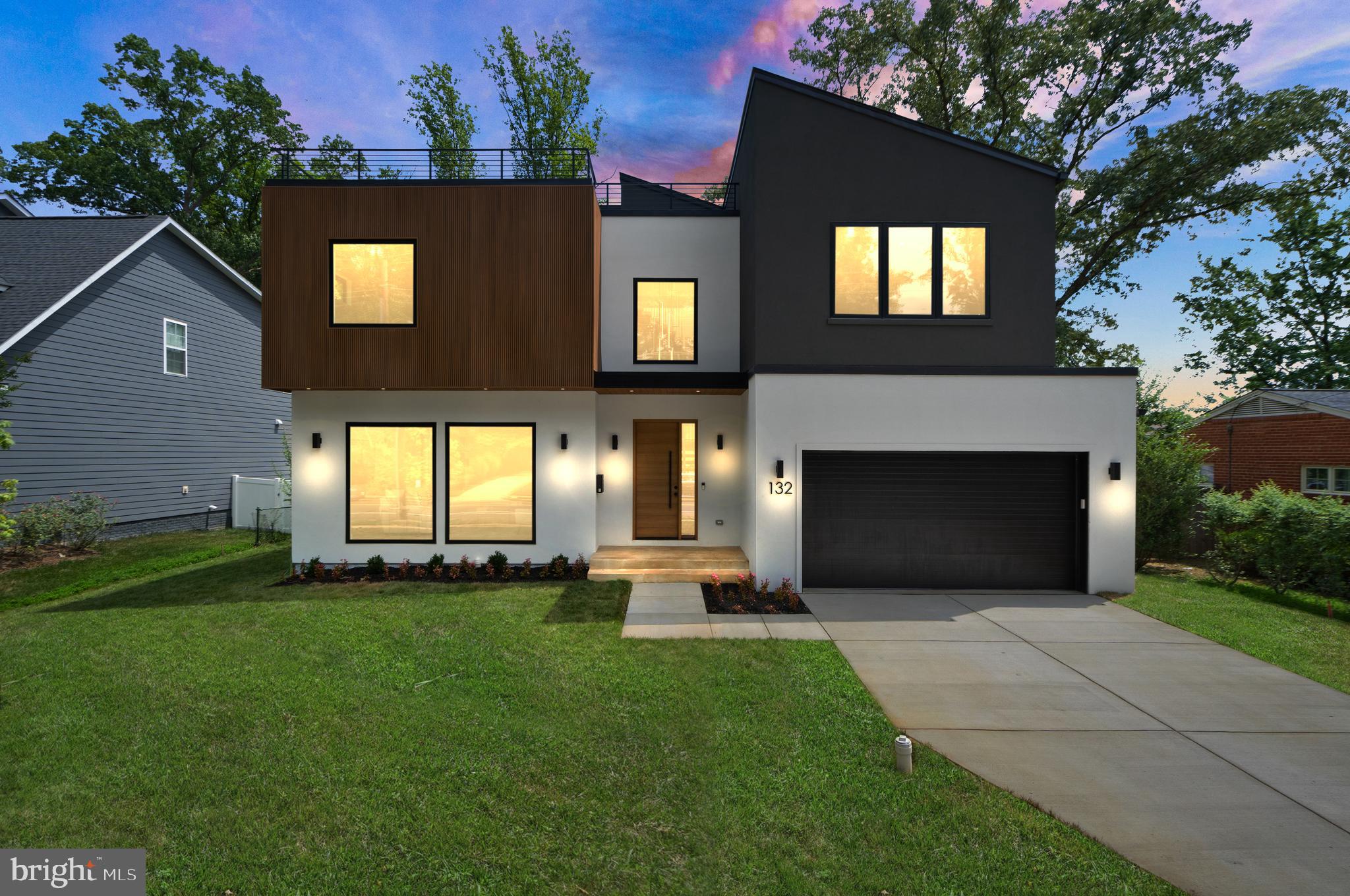 VIENNA WOODS - Residential