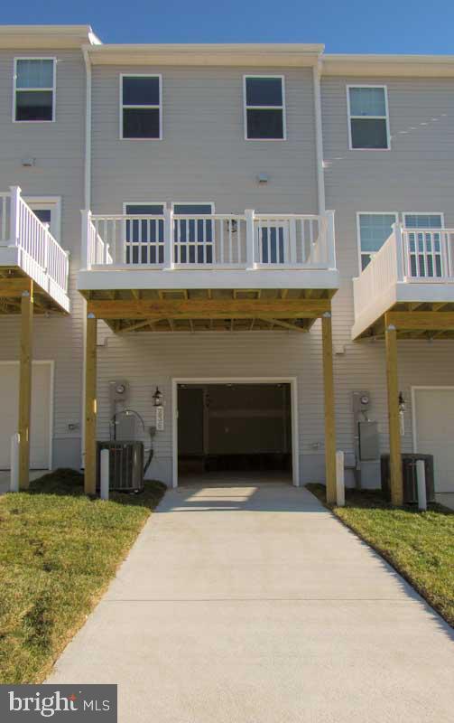 PRESIDENTS POINTE - Residential Lease