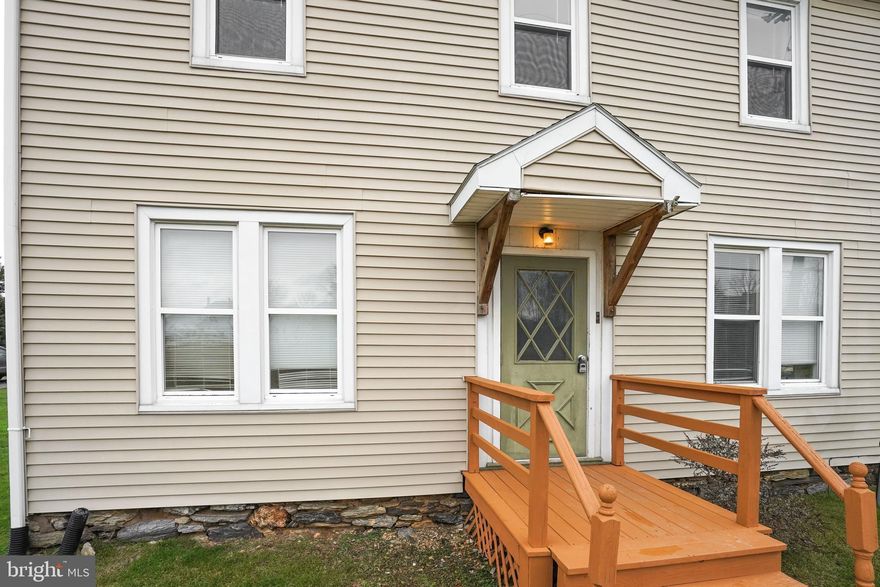 2-3 BR, 1 BA 2nd and 3rd floor apartment in Solanco School District.

Utilities/Services Included: Water, Sewer, Lawn care, and snow removal of common areas.

Appliances Included: Refrigerator and Electric Range.

Heating/Cooling: Electric Baseboard & Electric Hot Water

Pet Policy: $500 Non-Refundable pet fee and $35/mth/pet.   

For more information, application requirements and our current list of available rentals - check our website.