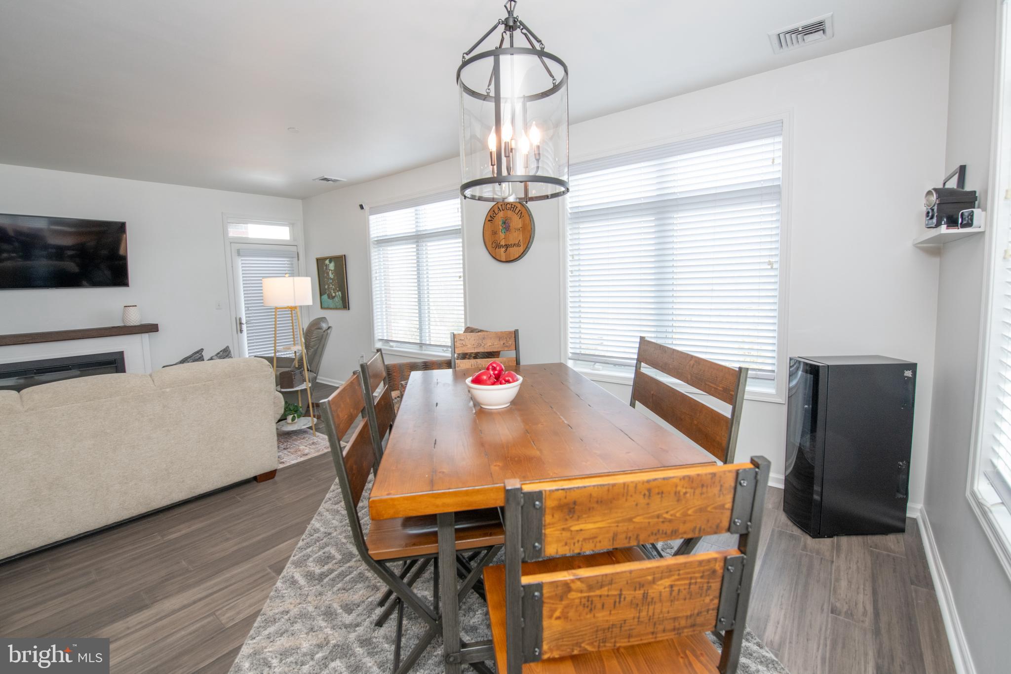 HUNTINGDON PLACE - Residential