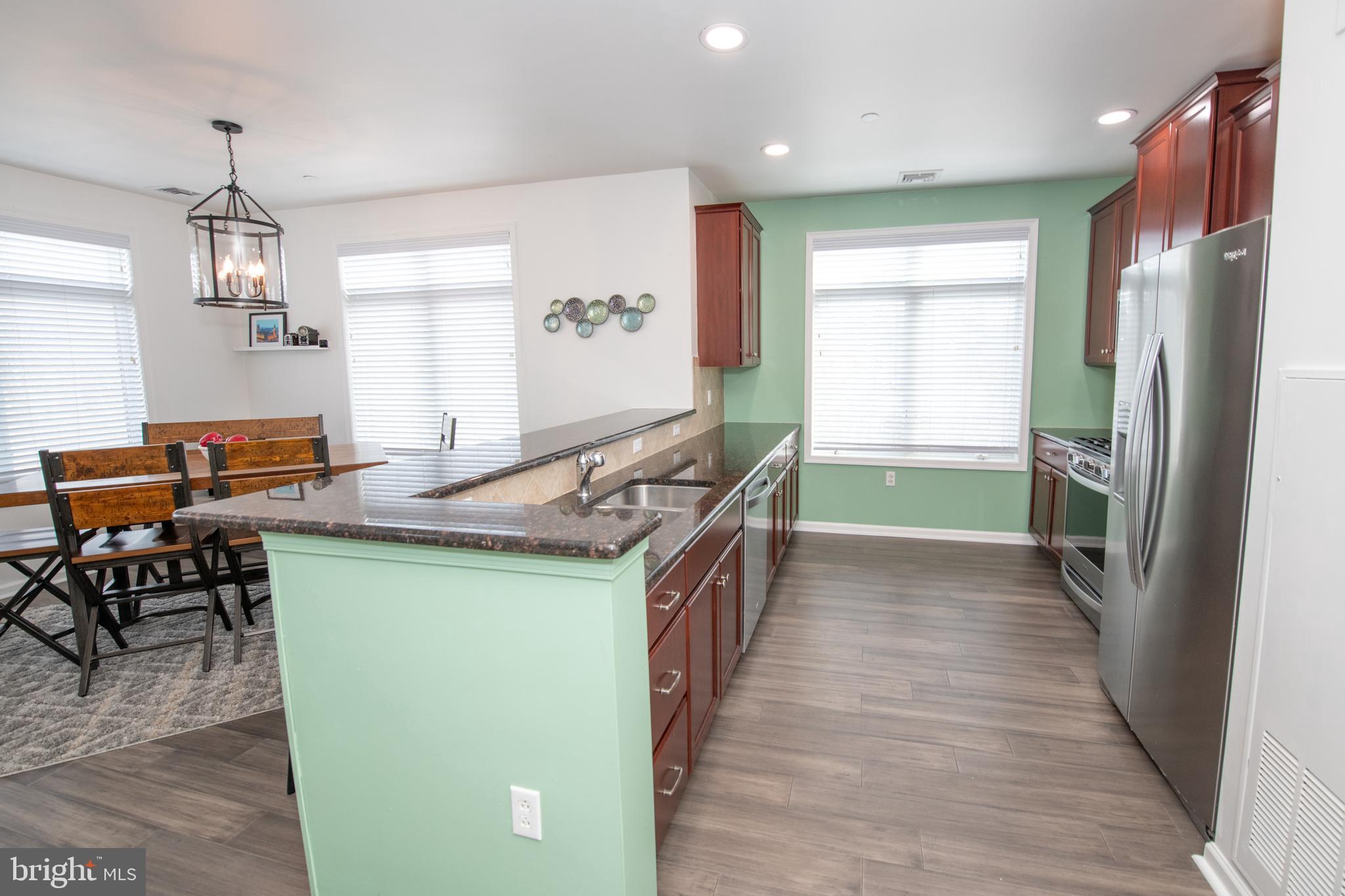 HUNTINGDON PLACE - Residential