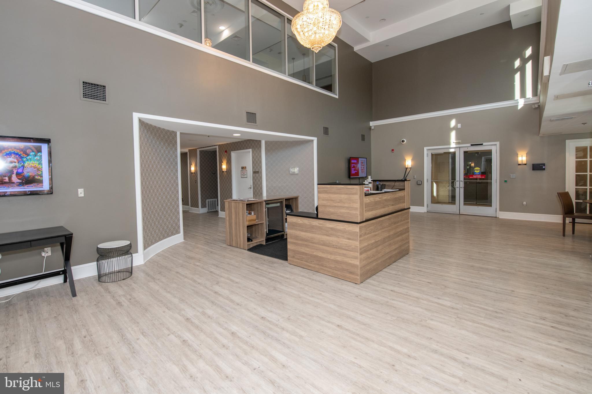 HUNTINGDON PLACE - Residential