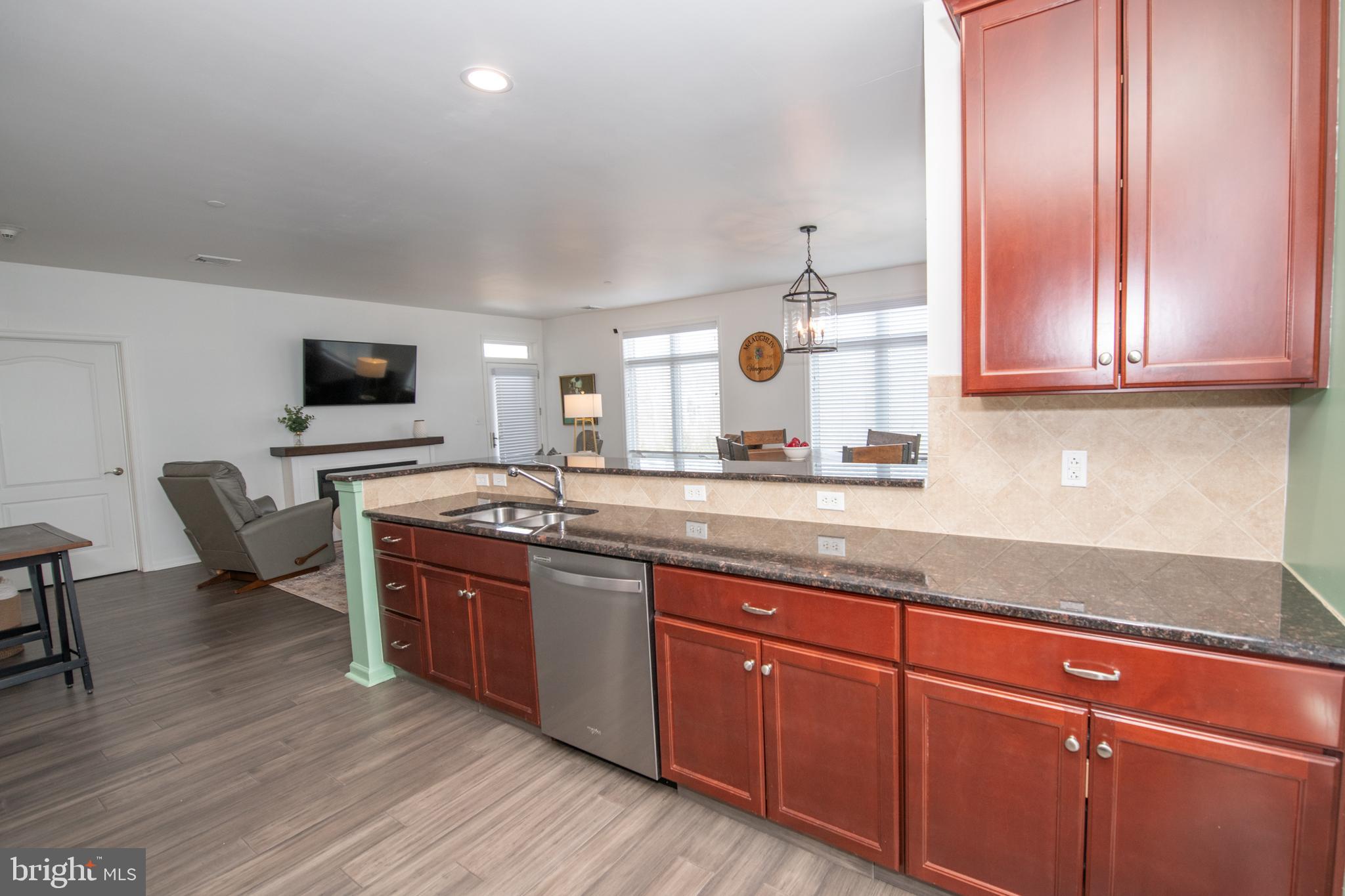 HUNTINGDON PLACE - Residential