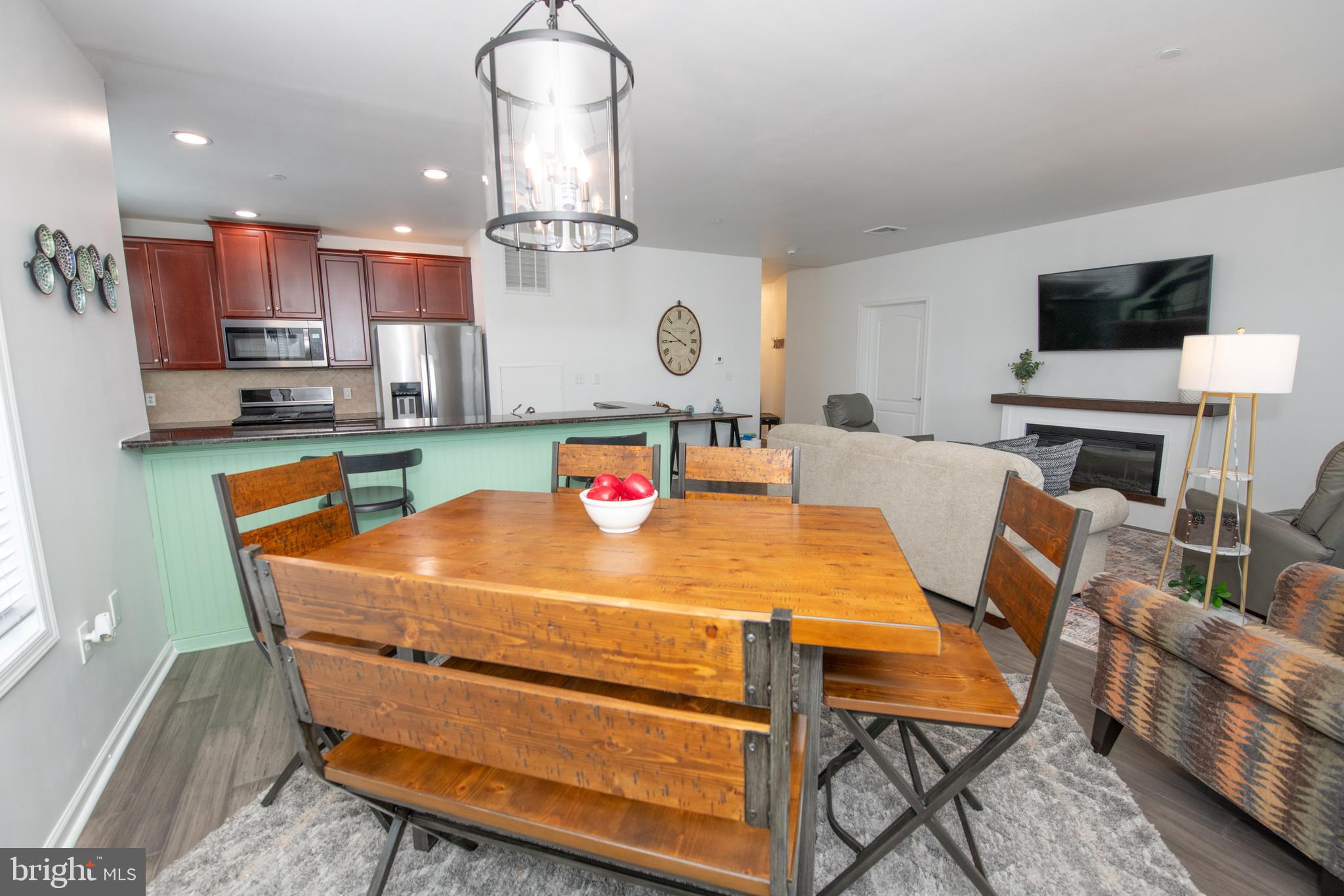 HUNTINGDON PLACE - Residential