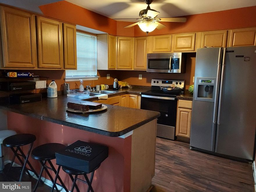 Welcome! Check out this 2 bedroom and a den detached home, nestled just off of St. Charles Pkwy that's priced right and ready for new owners! This is an excellent opportunity to own something below market value, for an investor looking to add to their portfolio or a home owner looking to do a little work themselves.. It is located in the well-established Huntington Subdivision just behind the head start facility. It is being sold AS-IS and has been tenant occupied. It does feature granite counter tops, a fireplace, and a nice big bay window in the living room...  I has hardwood floors, a bay window, & sits in a cul-de-sac. Call with ?'s and let's make a deal!