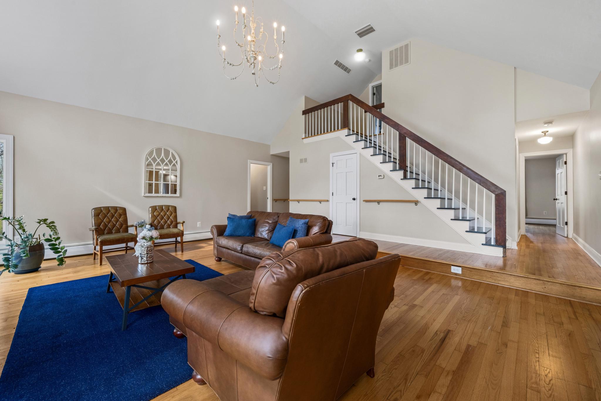 GLYNDON - Residential