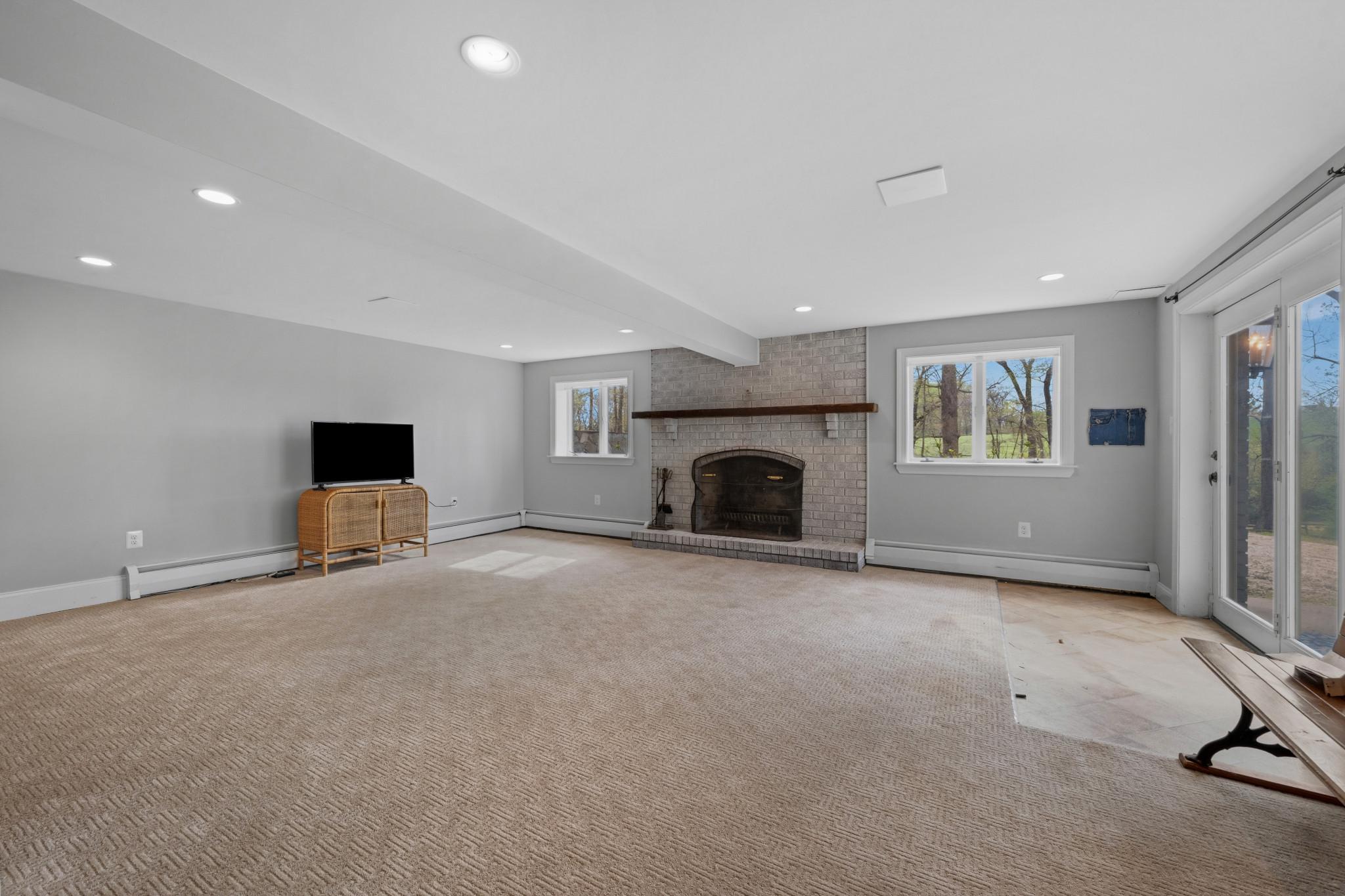 GLYNDON - Residential