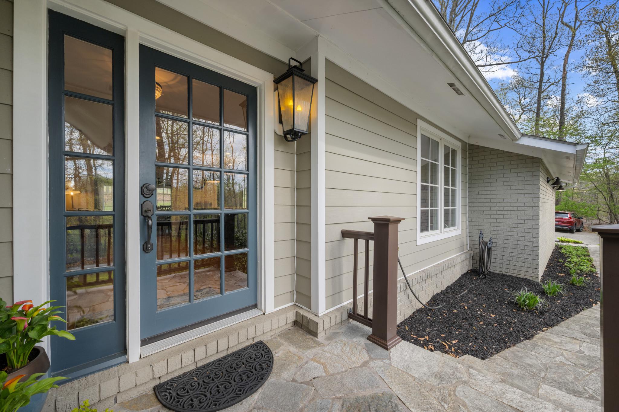 GLYNDON - Residential