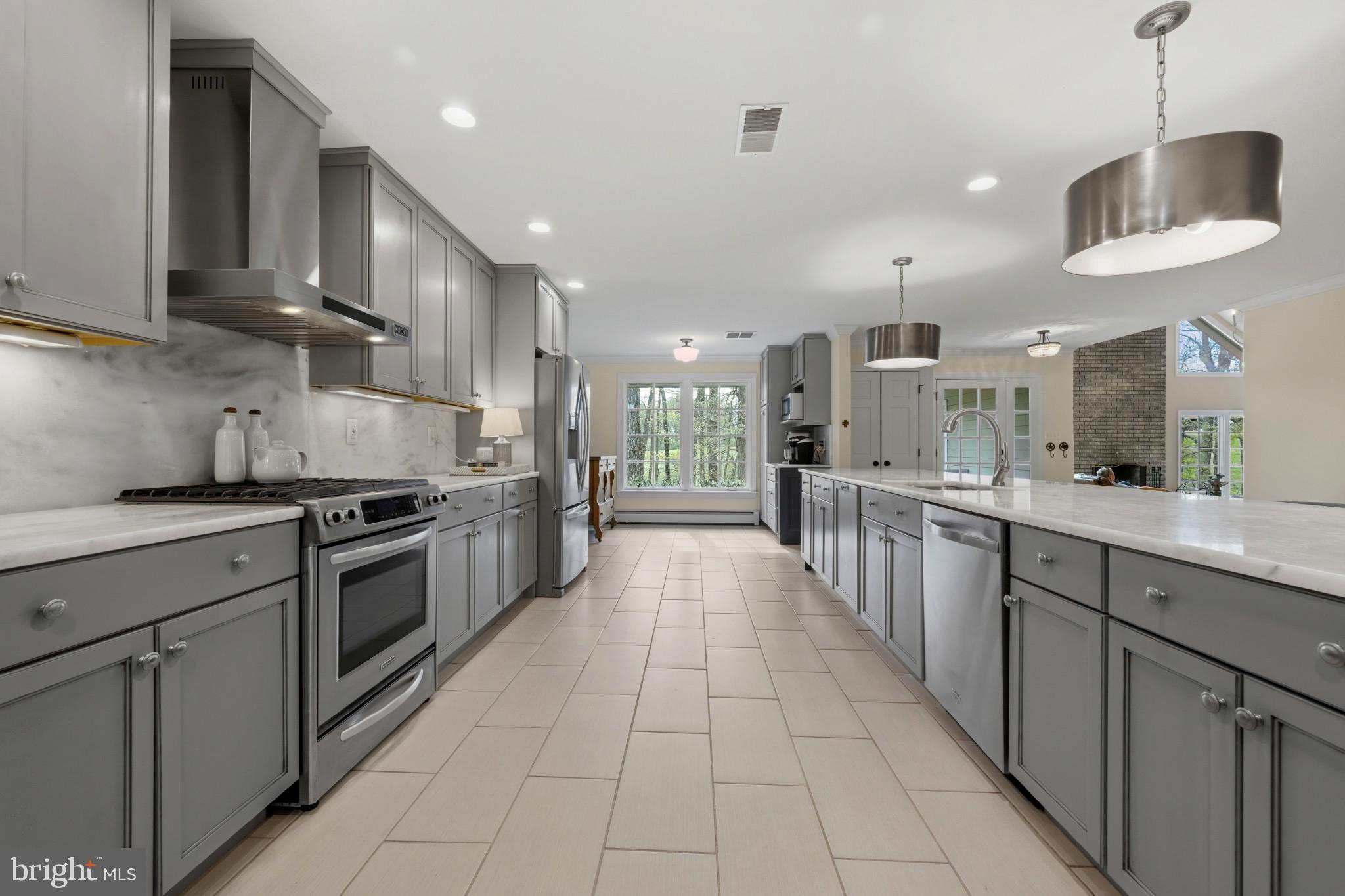 GLYNDON - Residential