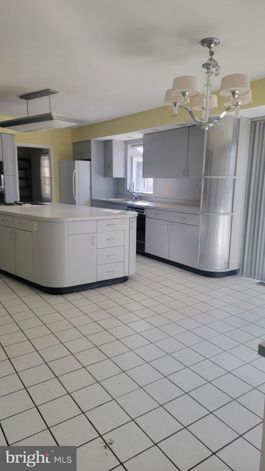 EAGLE OAK - Residential