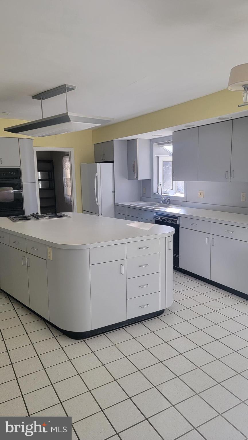 EAGLE OAK - Residential