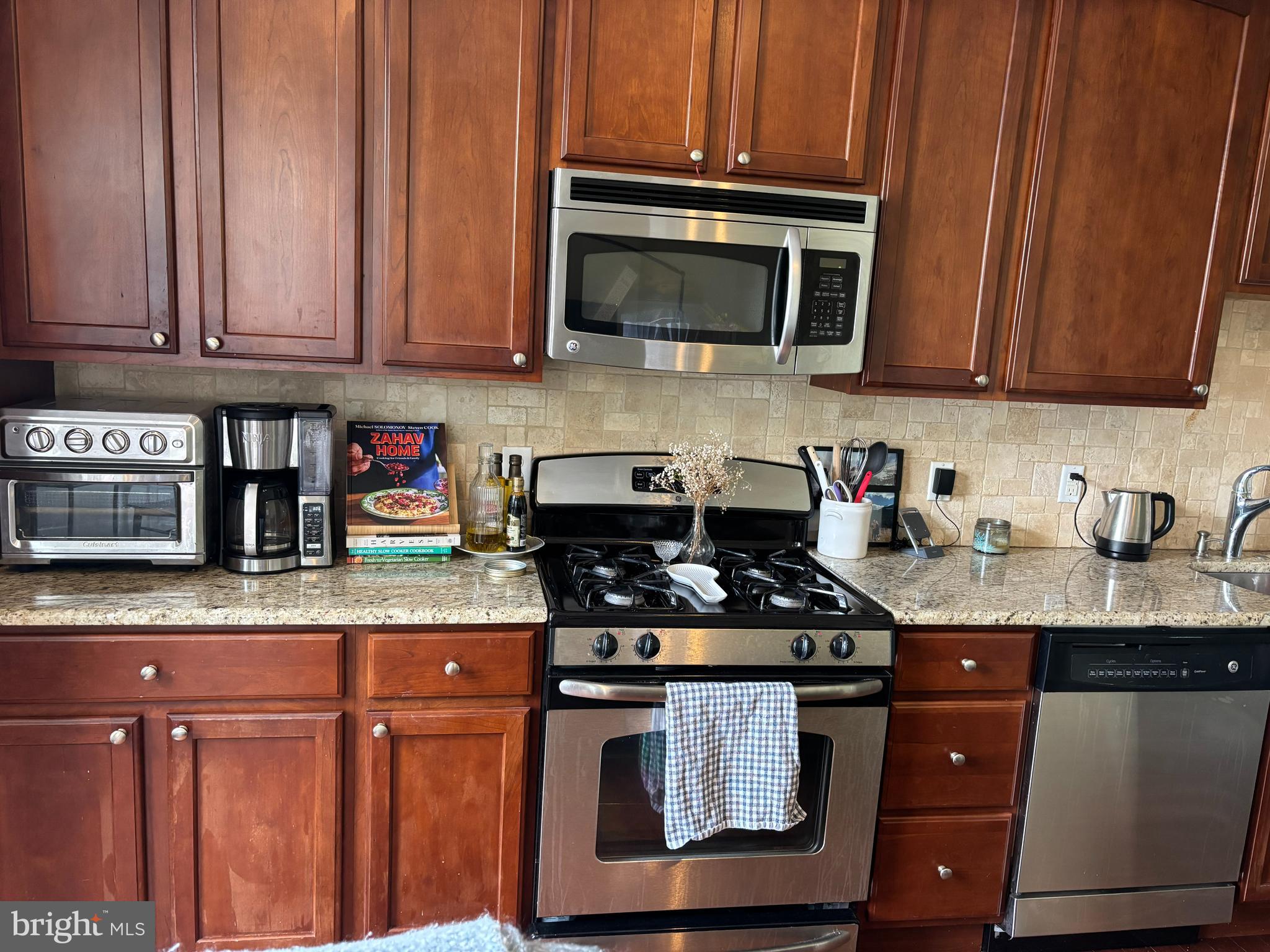 FITLER SQUARE - Residential Lease