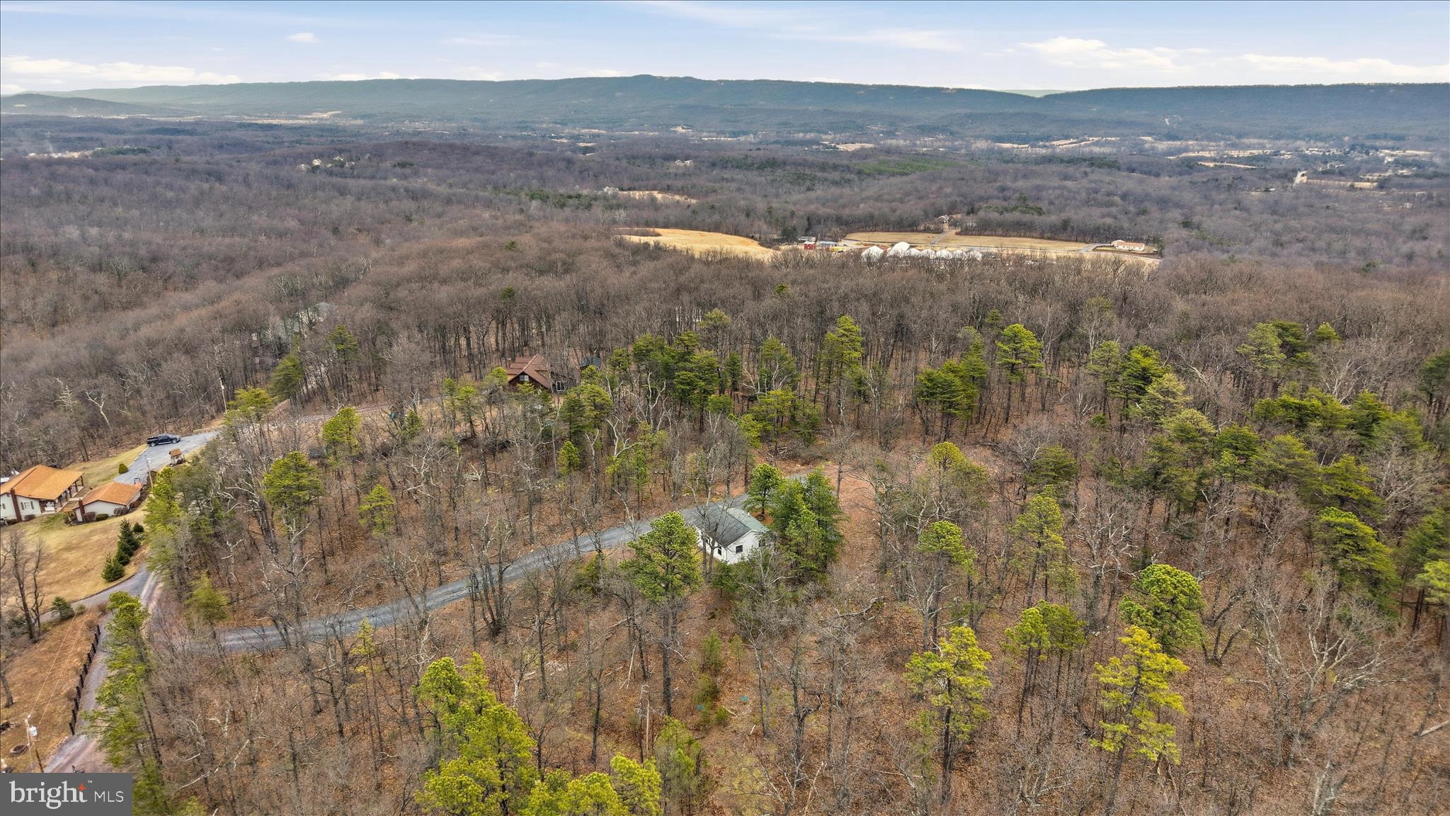 SLEEPY WOODS - Residential