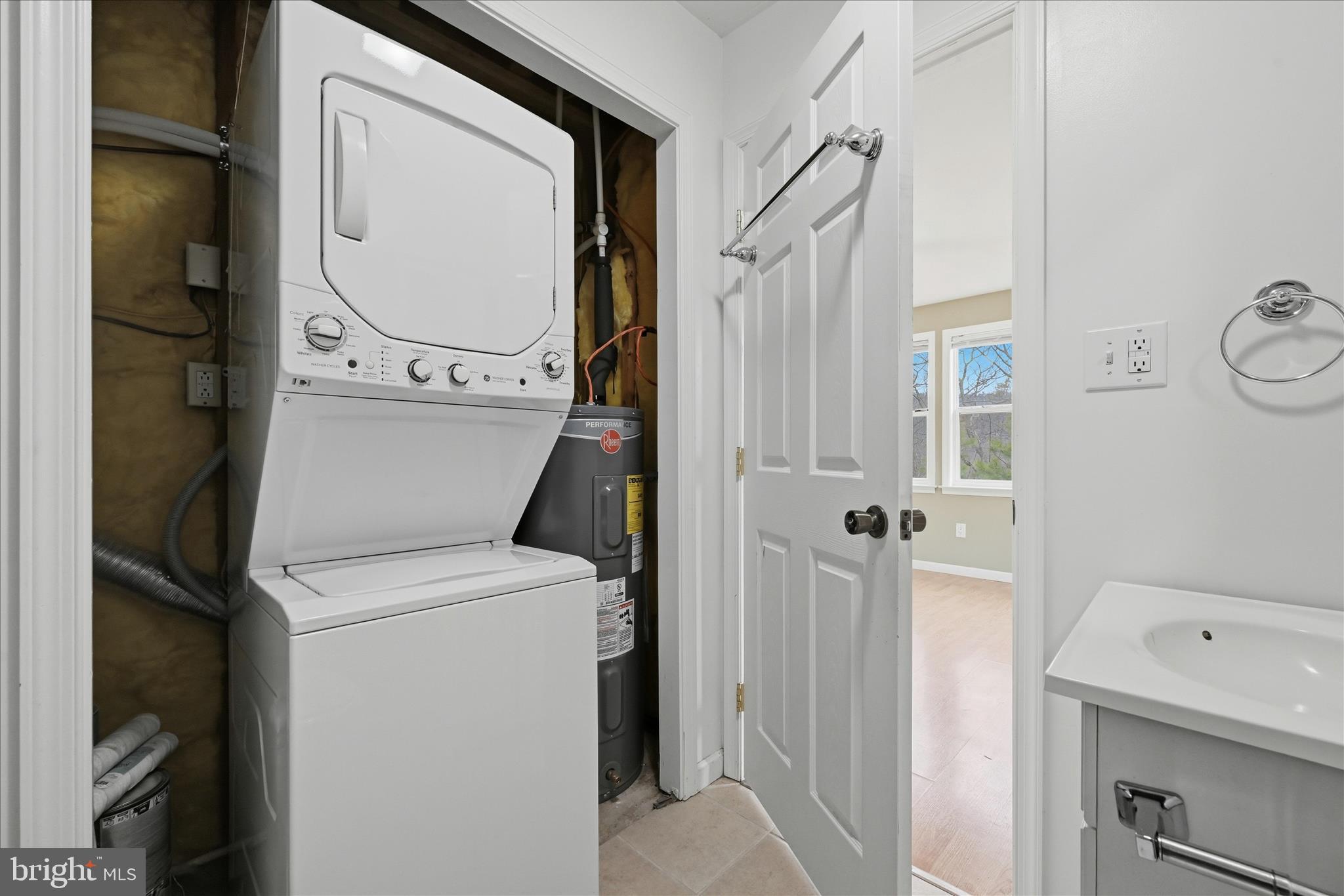 SLEEPY WOODS - Residential