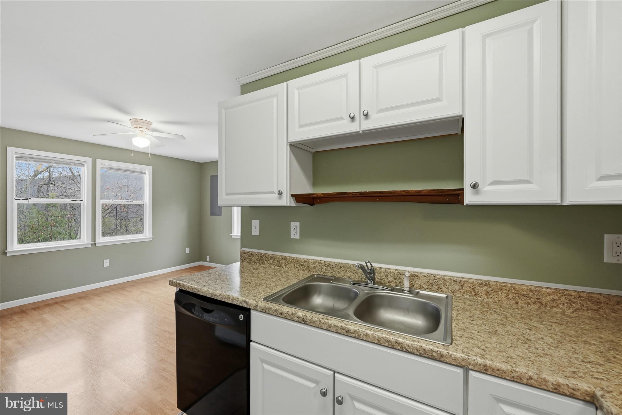 SLEEPY WOODS - Residential