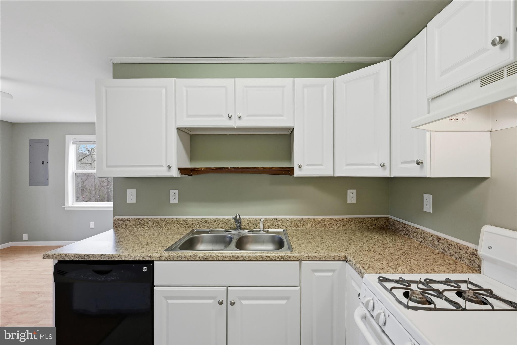 SLEEPY WOODS - Residential