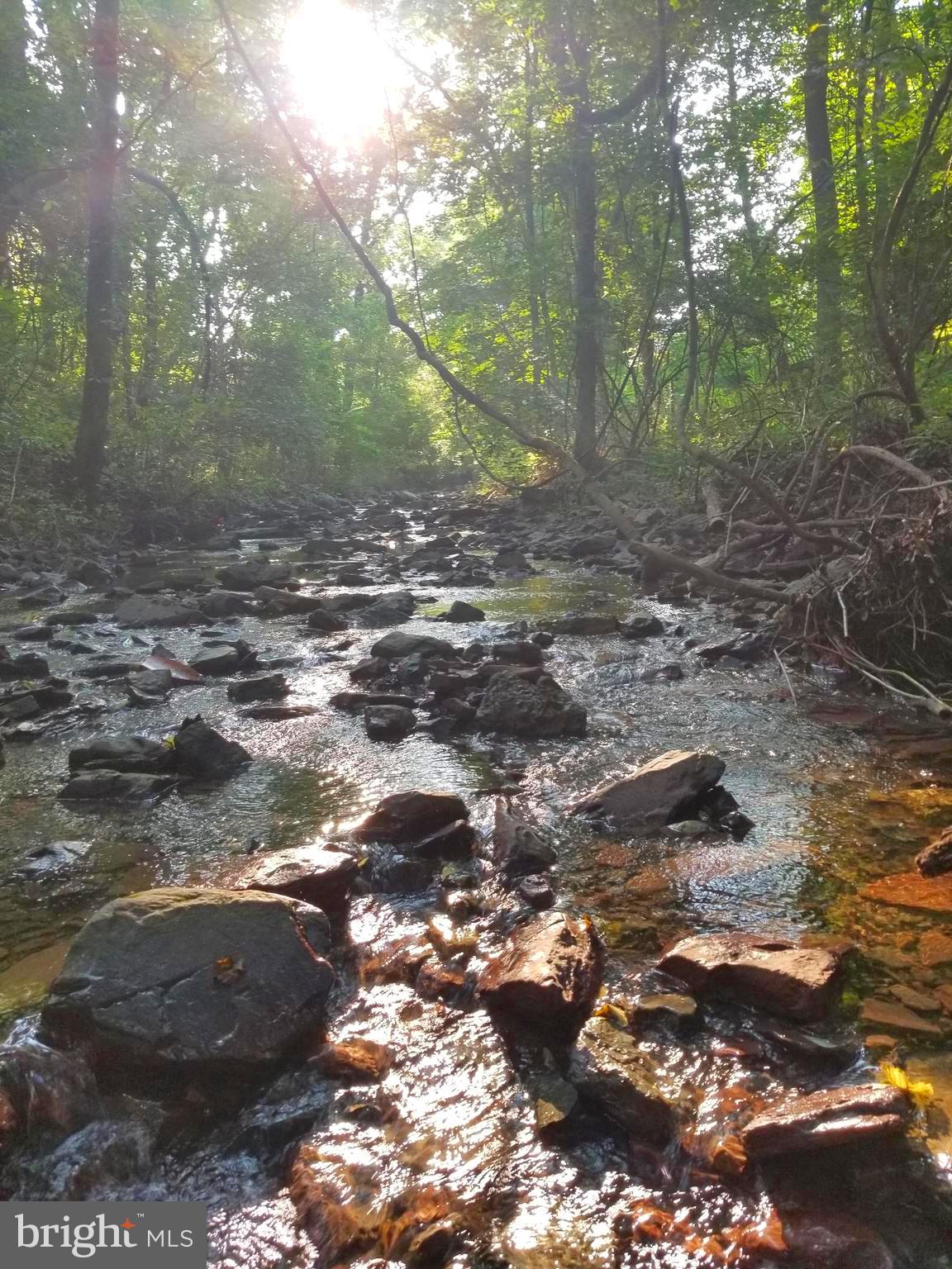 SHADY GROVE MANOR - Residential