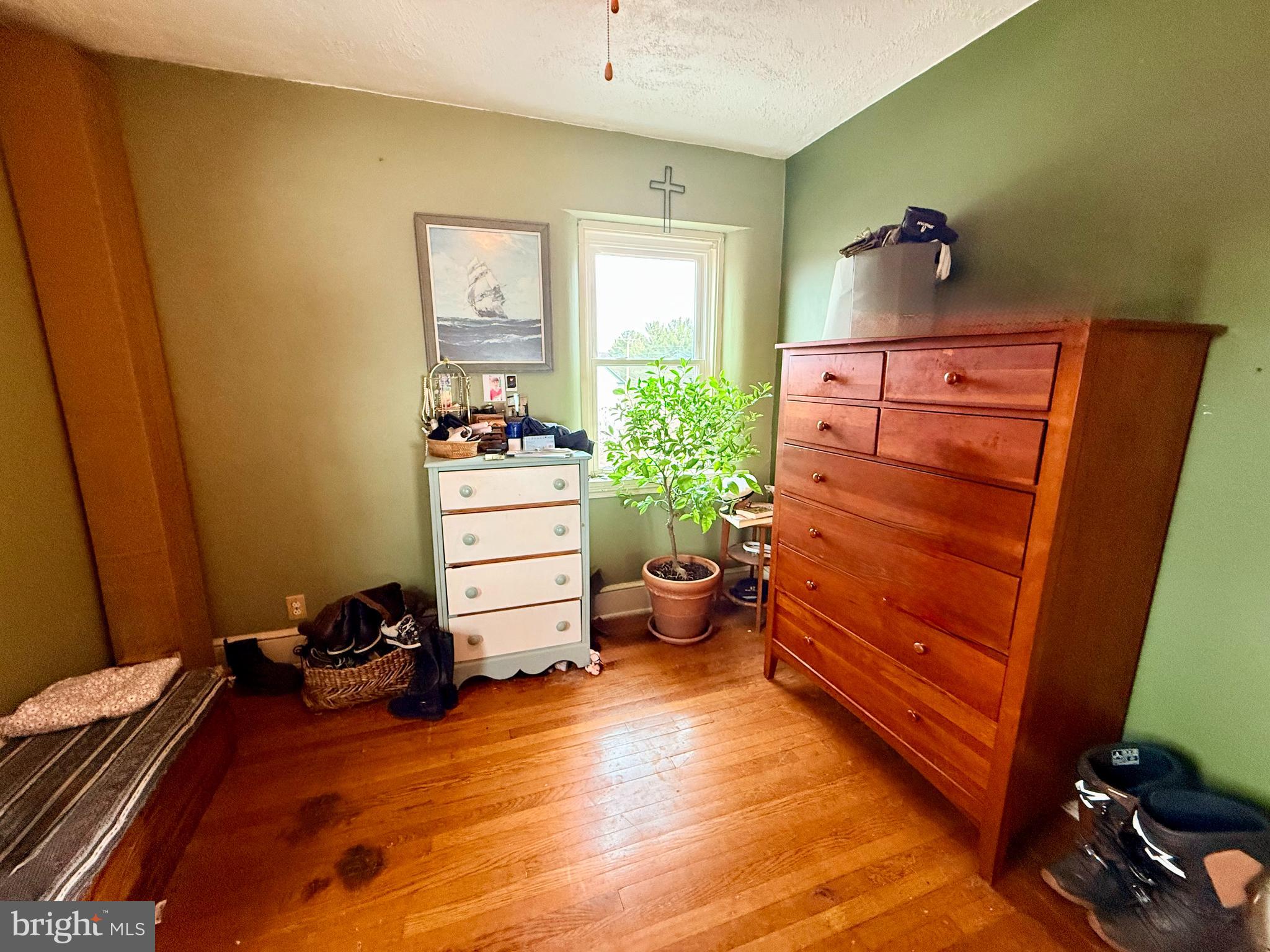 SHADY GROVE MANOR - Residential