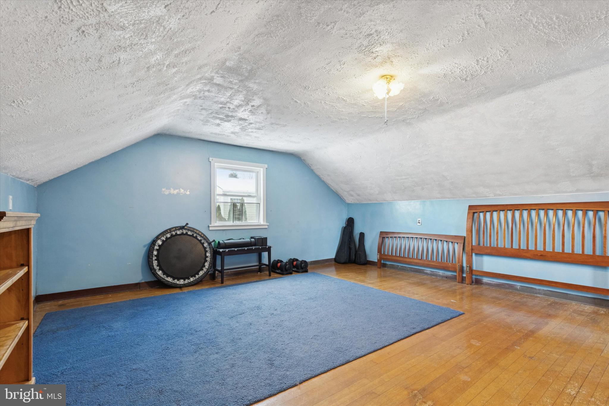 SHADY GROVE MANOR - Residential