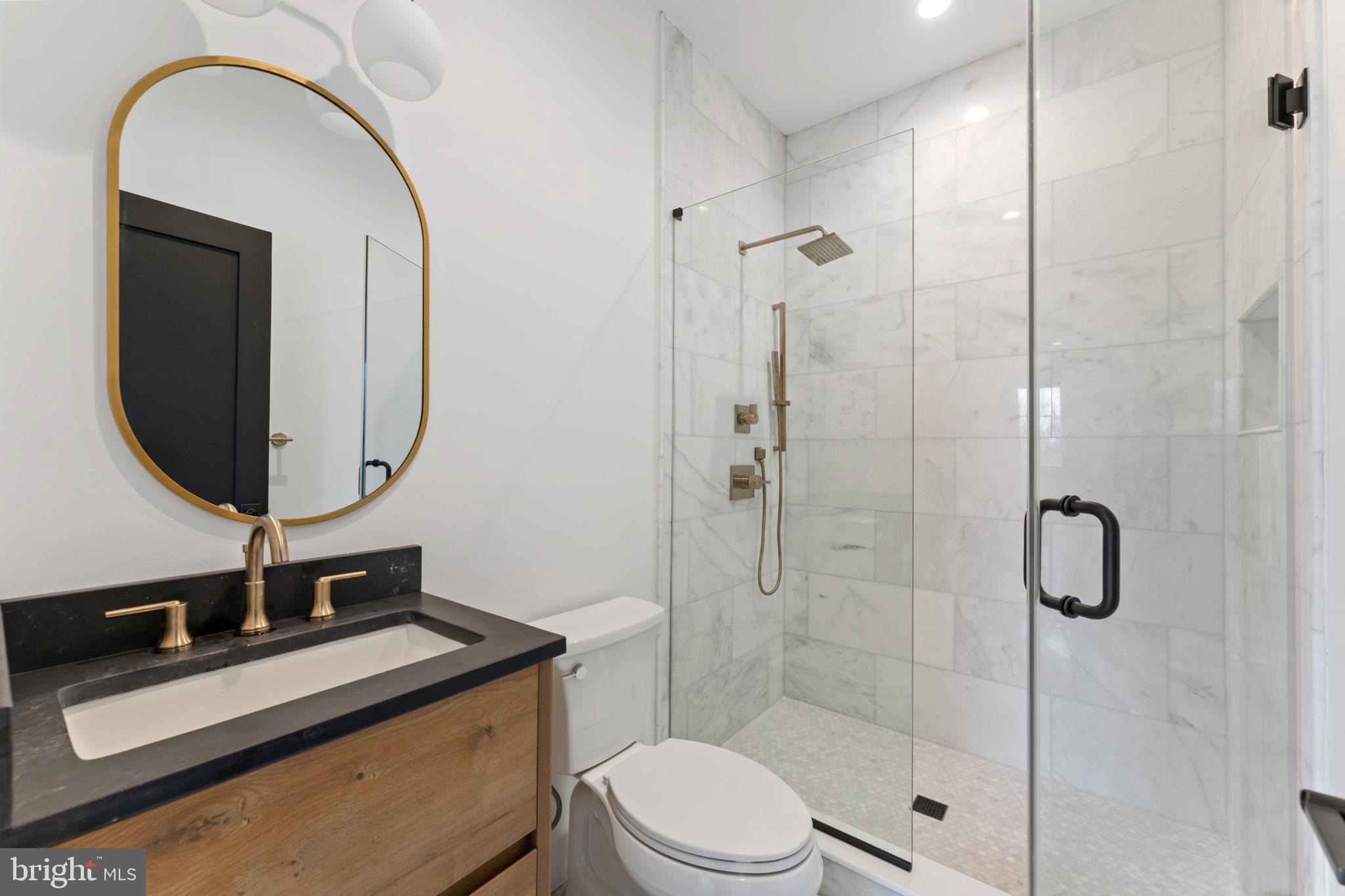 GLENSIDE - Residential