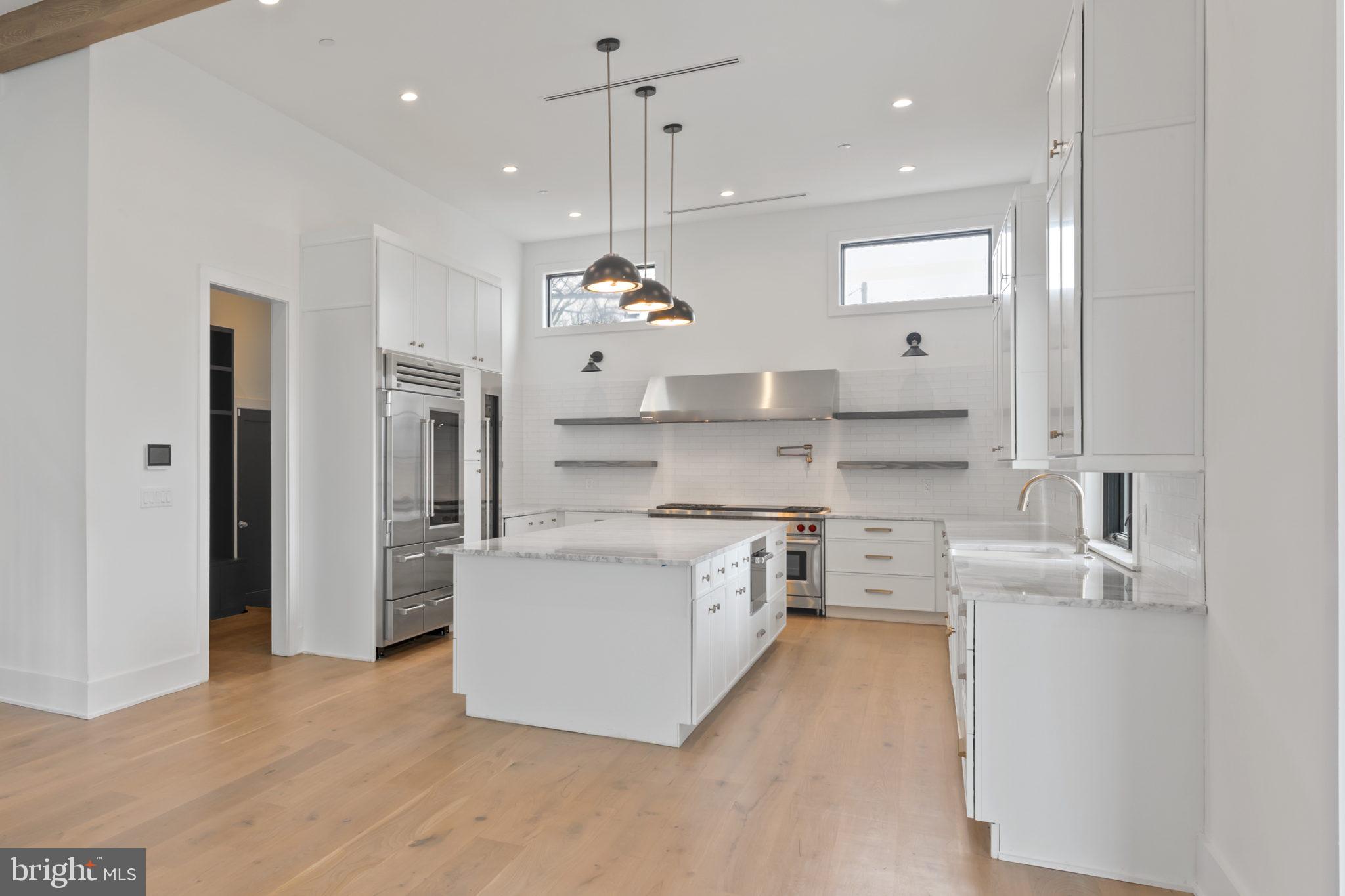 GLENSIDE - Residential