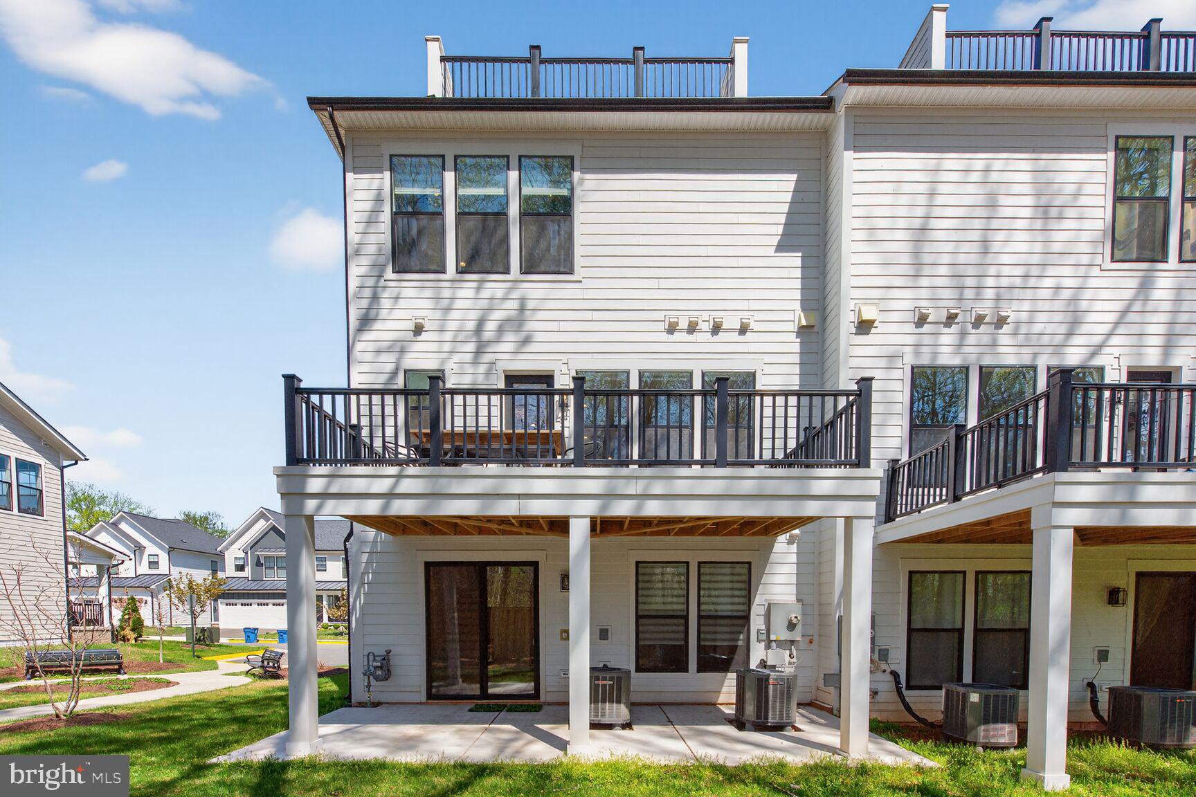 SULLY STATION II - Residential