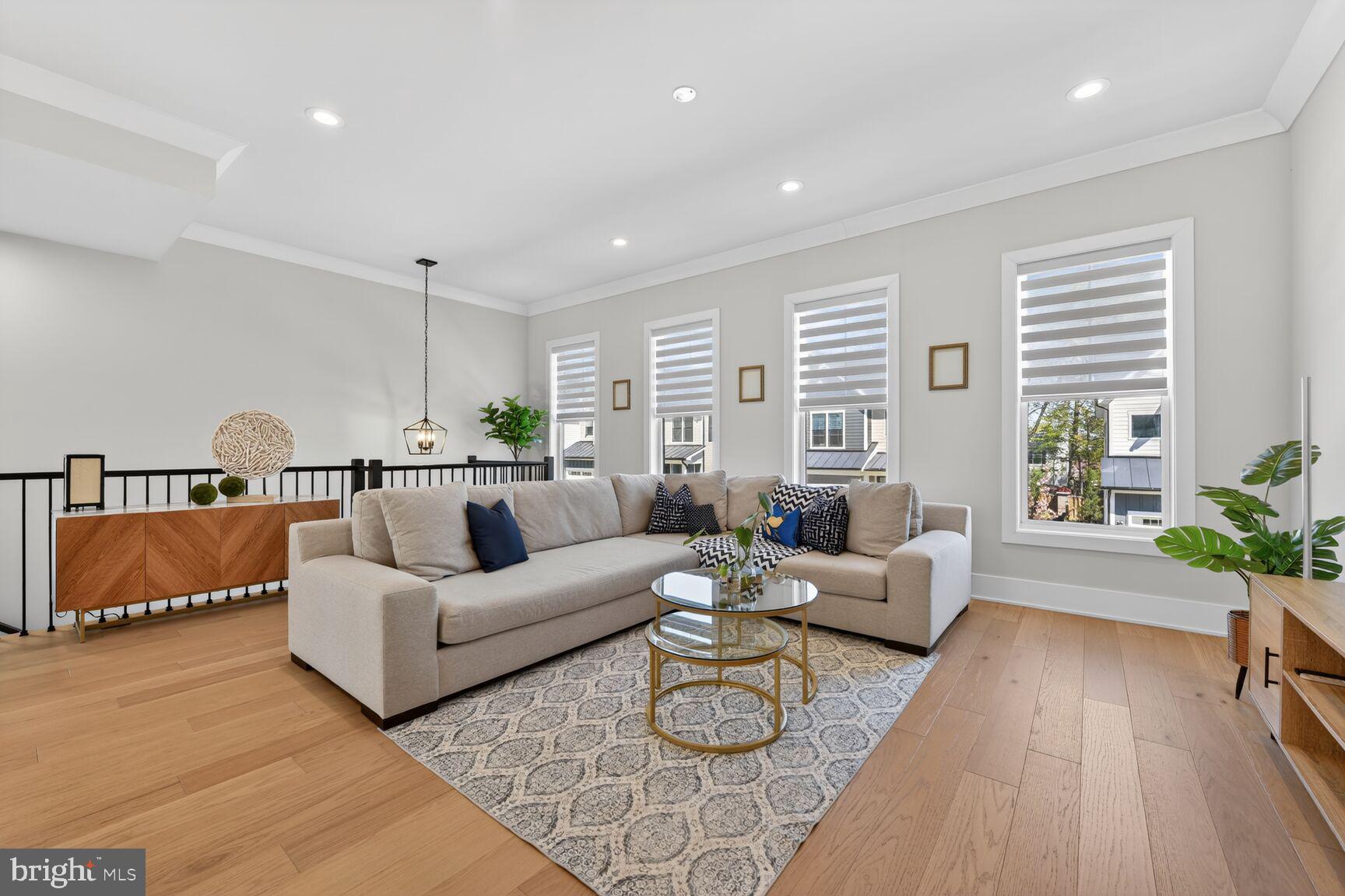 SULLY STATION II - Residential