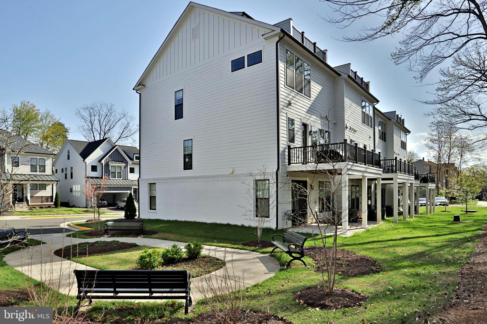 14665 BATTERY RIDGE LANE