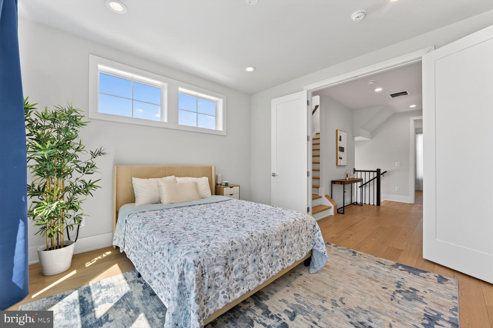 SULLY STATION II - Residential