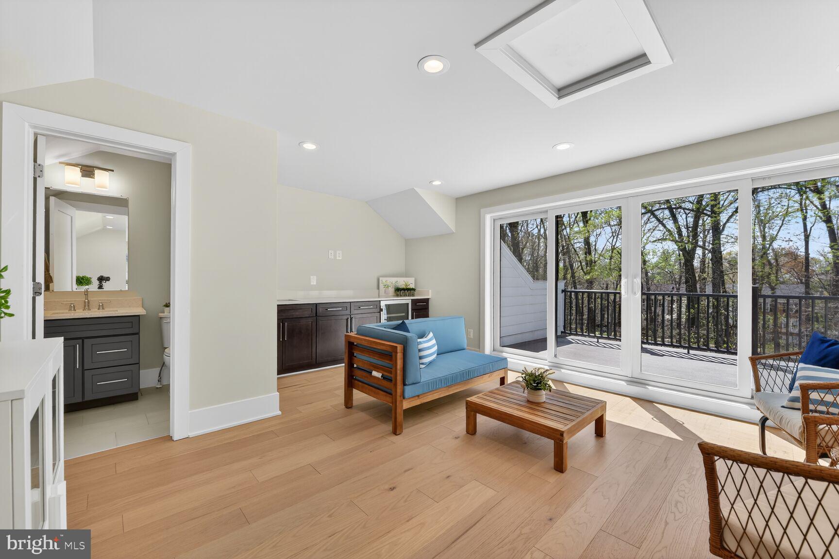 SULLY STATION II - Residential