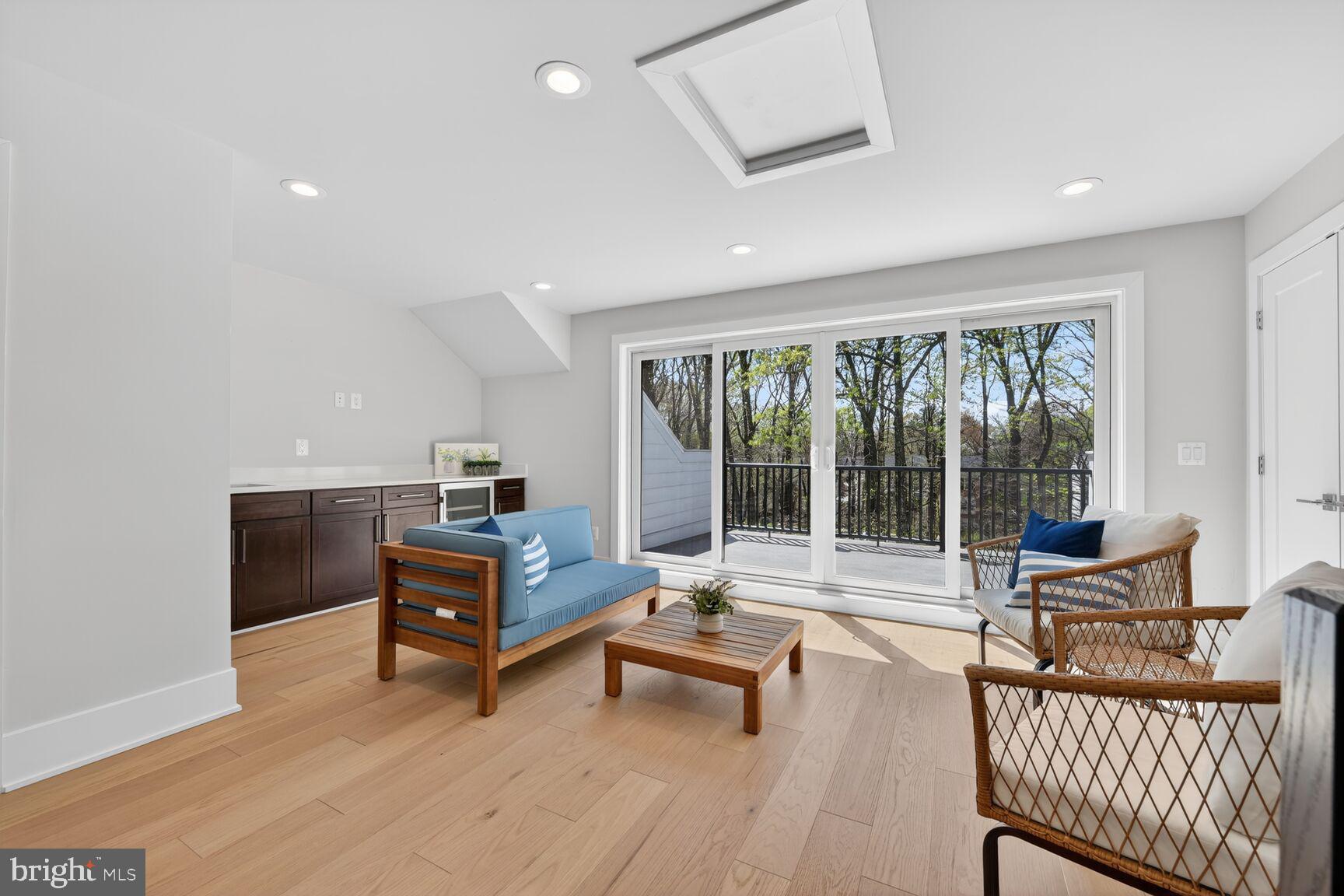 SULLY STATION II - Residential