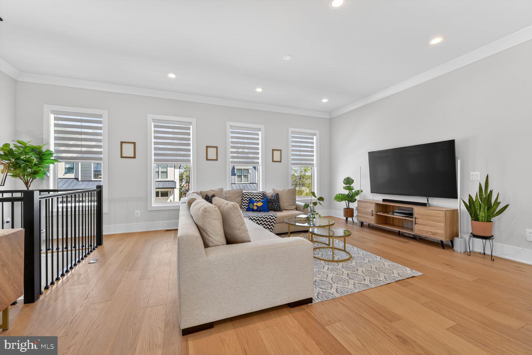 SULLY STATION II - Residential