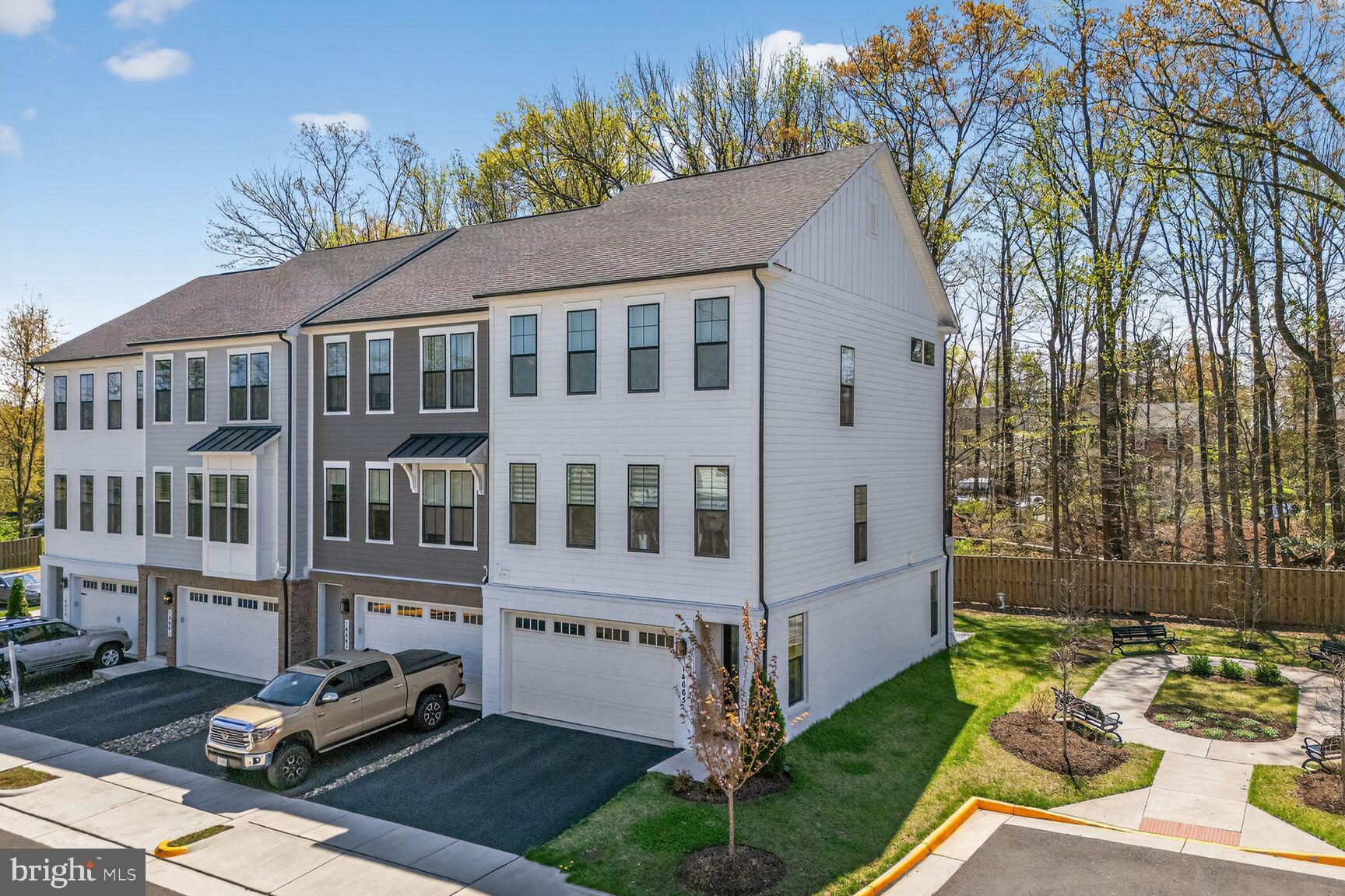 SULLY STATION II - Residential