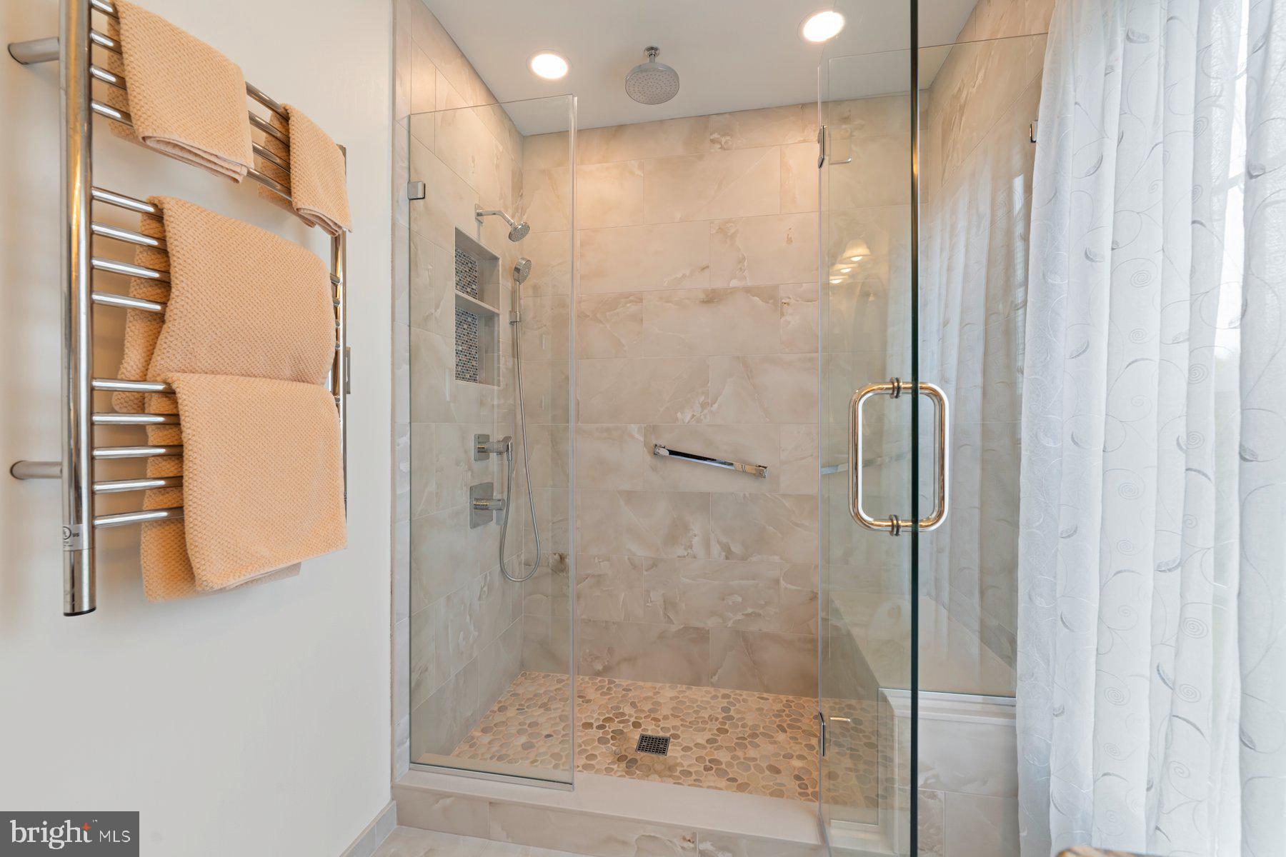 ELLICOTT MEADOWS - Residential