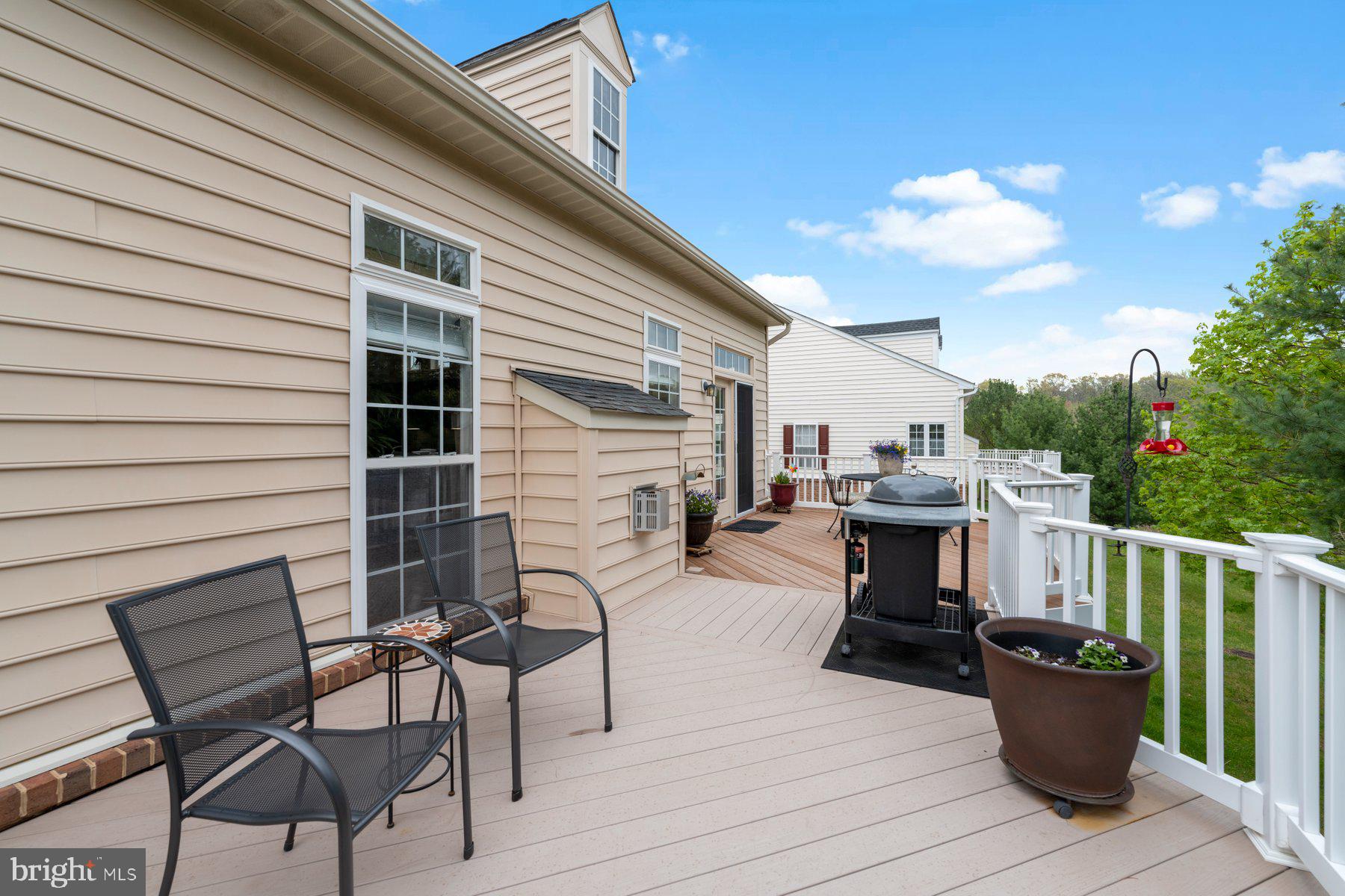 ELLICOTT MEADOWS - Residential