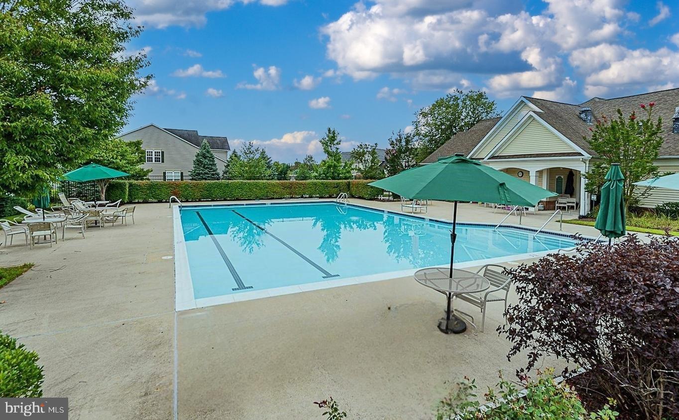 ELLICOTT MEADOWS - Residential