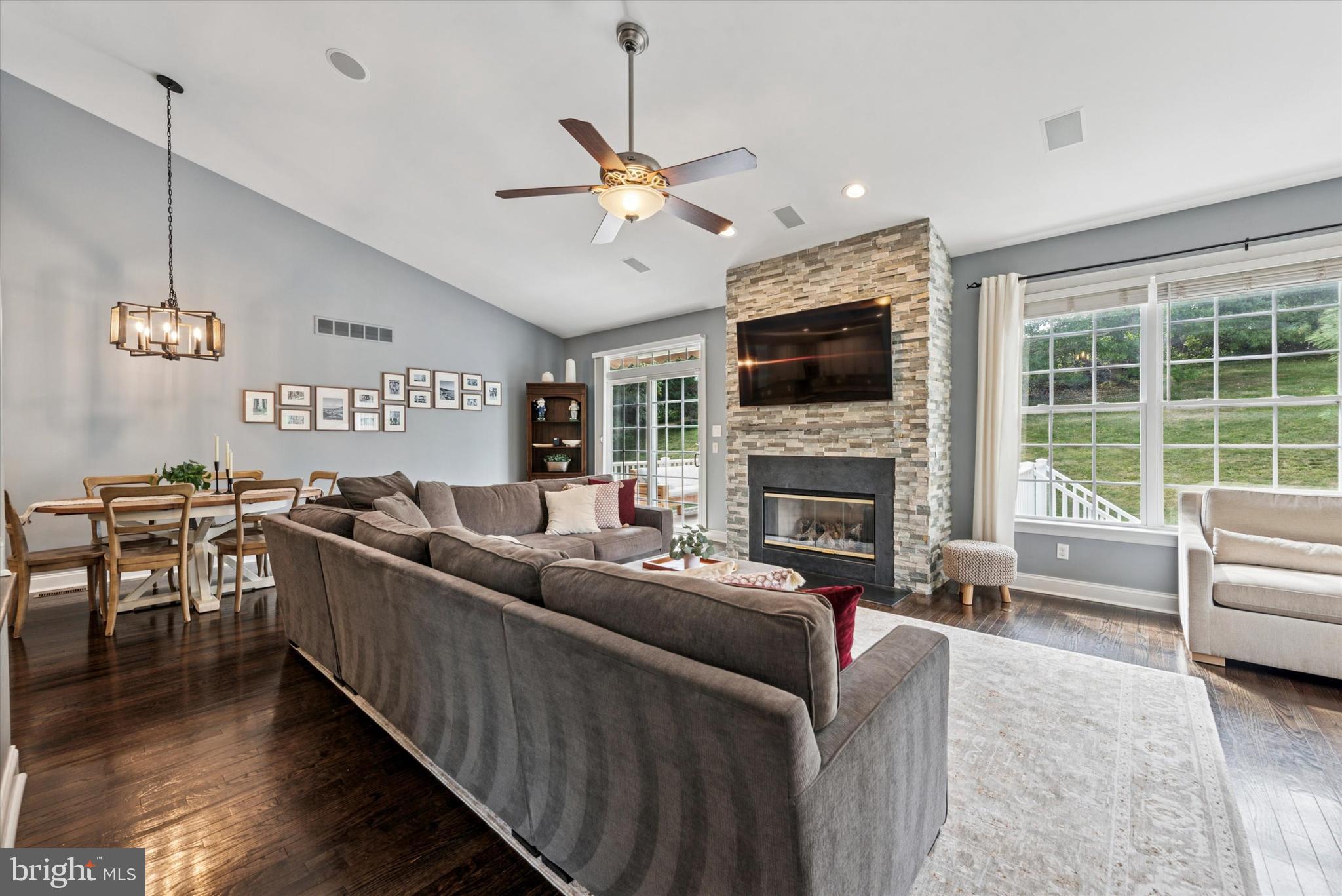 36 OLD BARN DRIVE