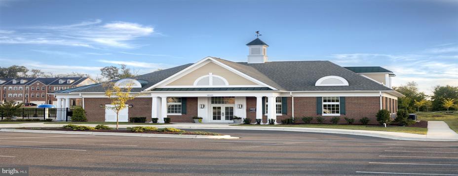 OAK CREEK - Residential