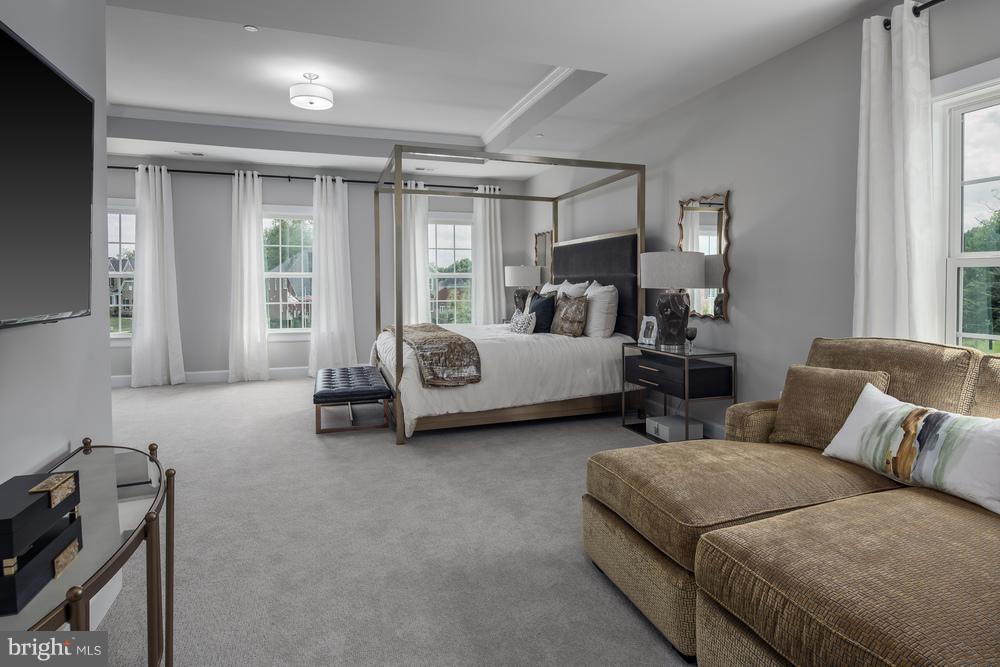 OAK CREEK - Residential