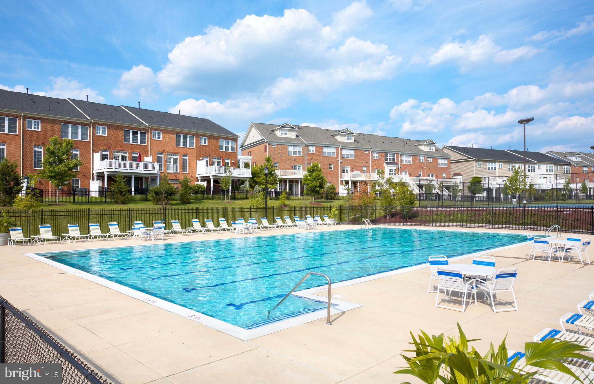 OAK CREEK - Residential