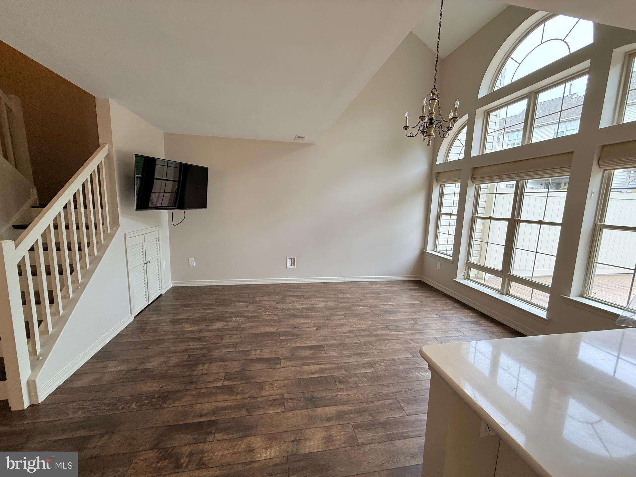 GLENNBROOK - Residential