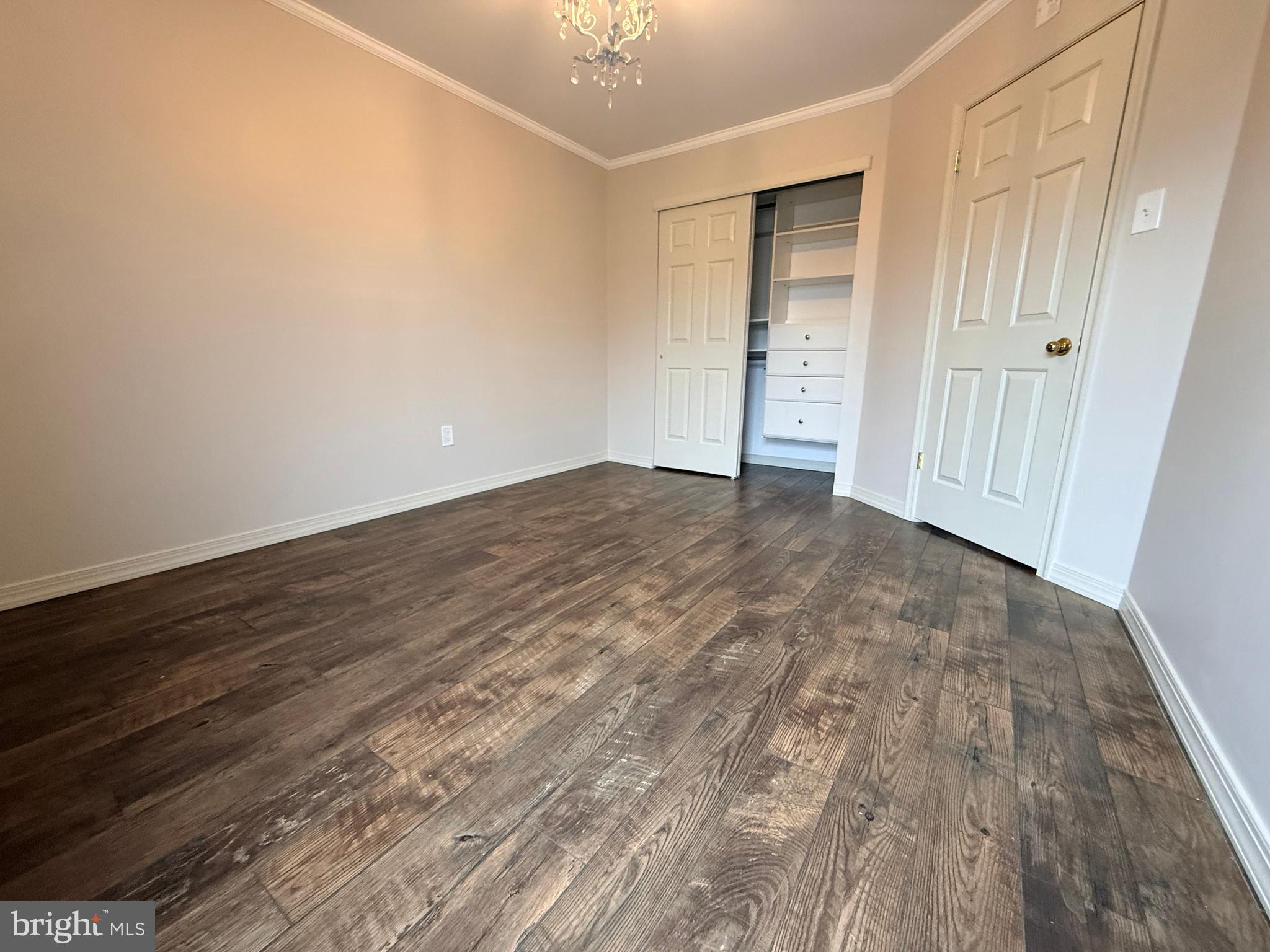 GLENNBROOK - Residential