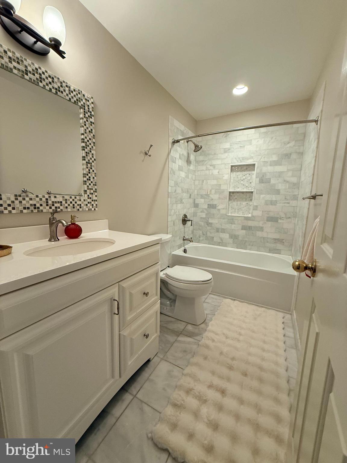 GLENNBROOK - Residential