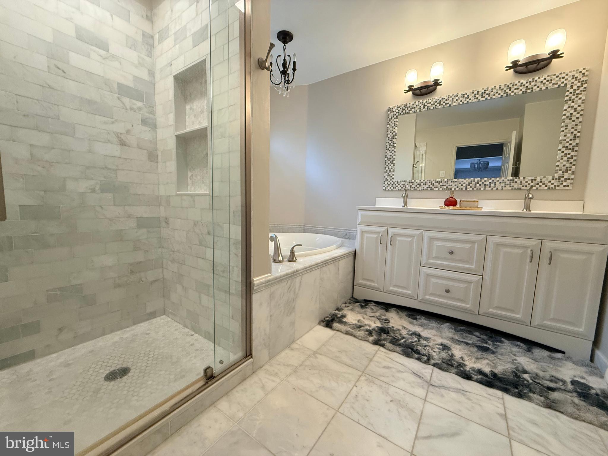 GLENNBROOK - Residential