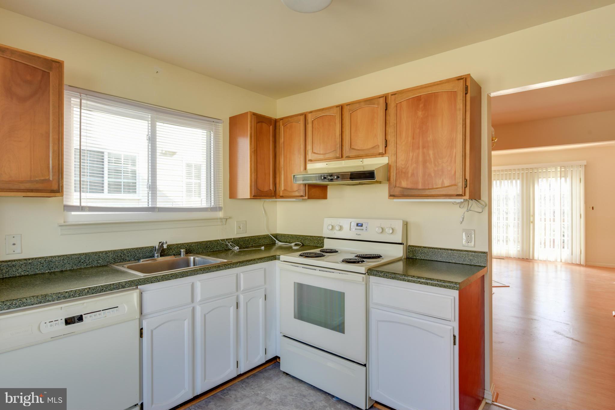 WINDMILLS OF ANNAPOLIS - Residential Lease