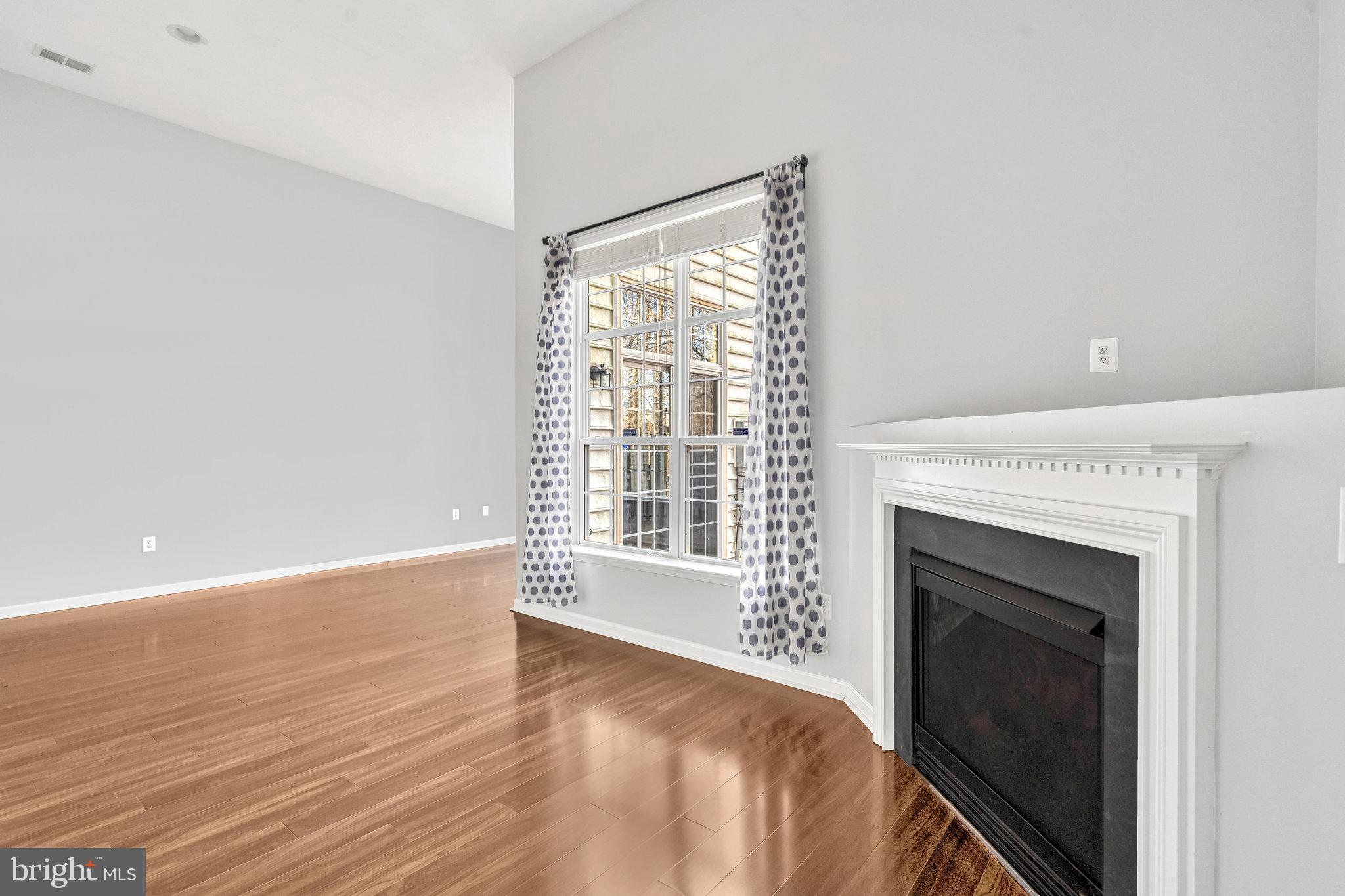 MANASSAS PARK STATION - Residential